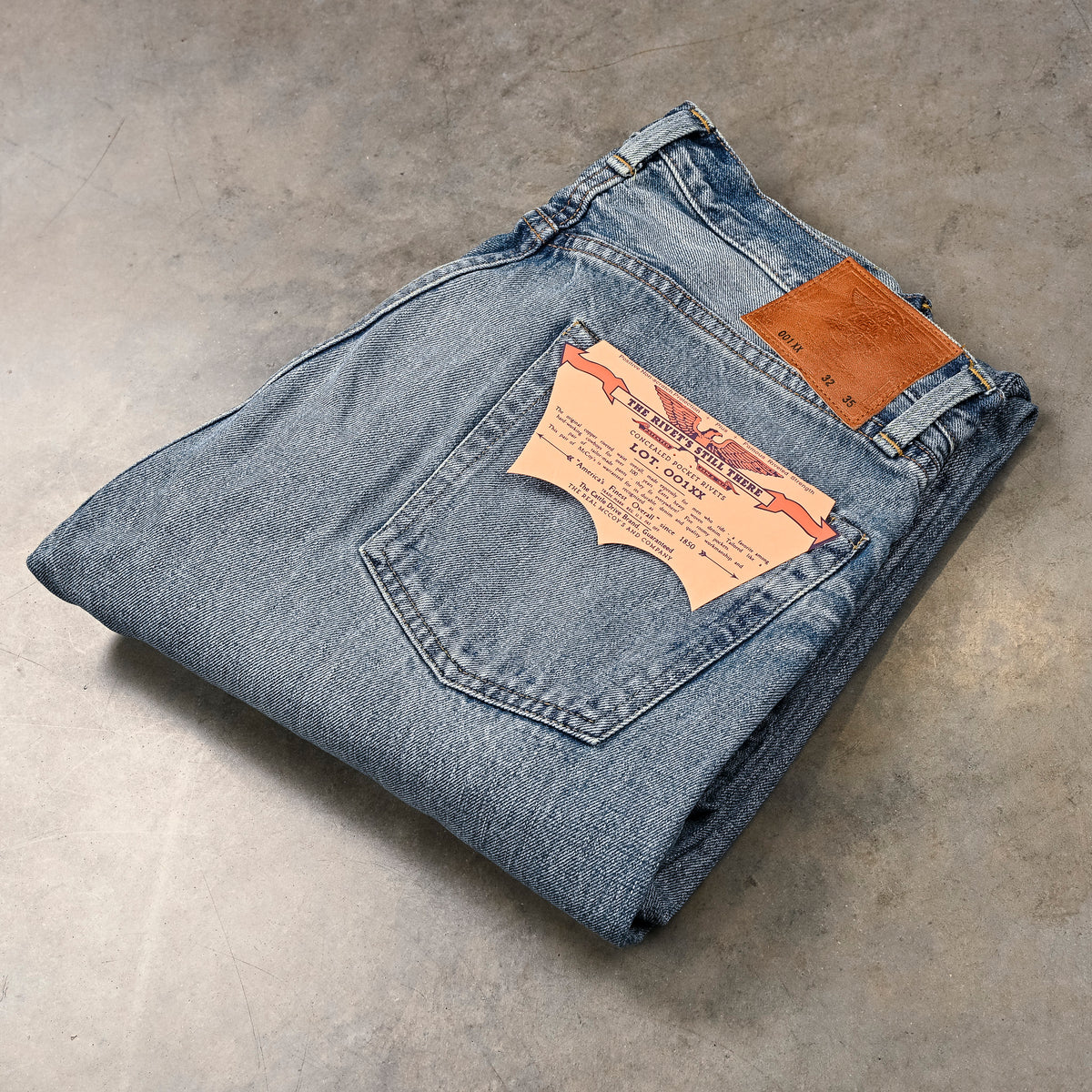 The Real McCoy's Lot. 001XX Light Wash – Frans Boone Store