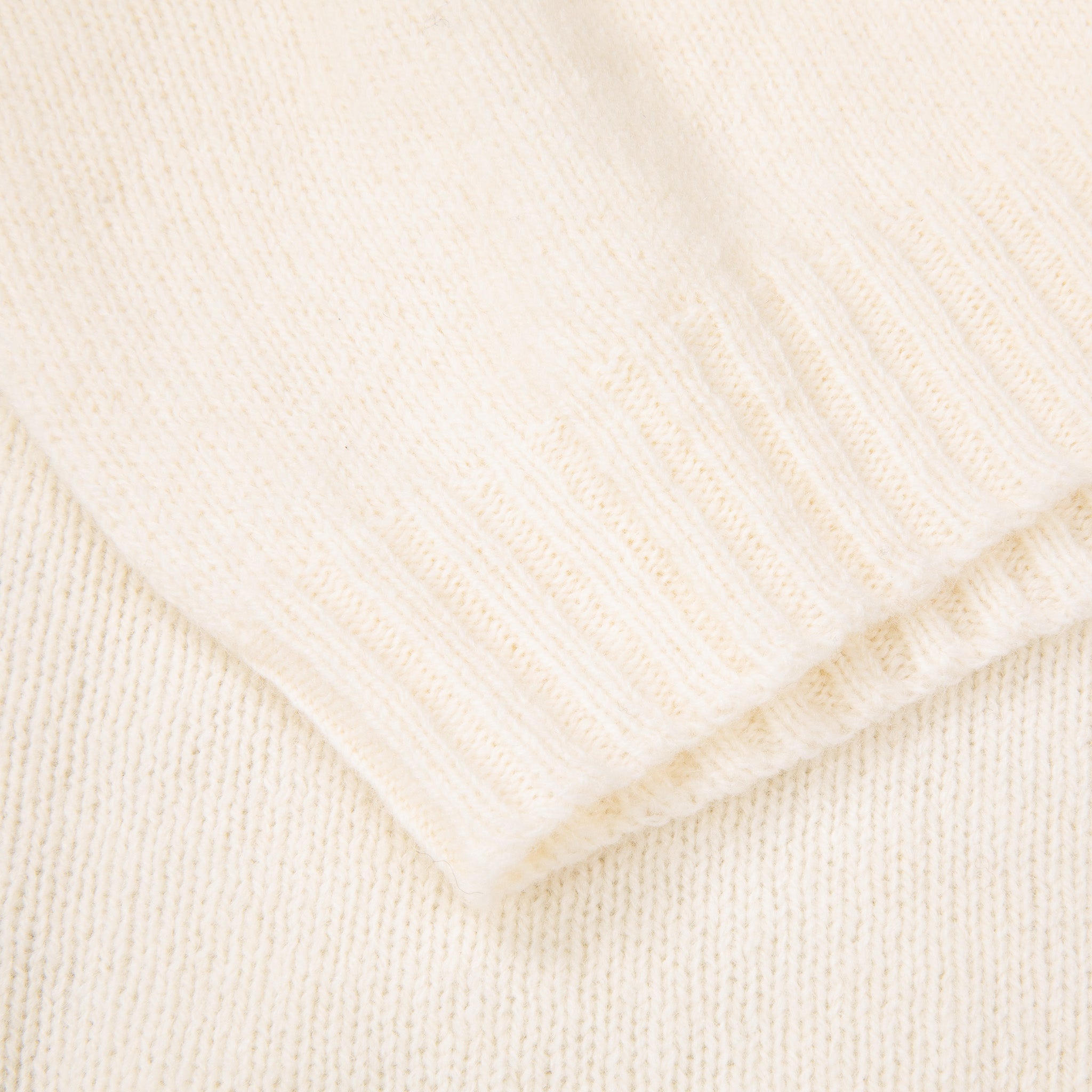 Laurence J. Smith Super Soft Seamless Roll Neck Pullover Winter White