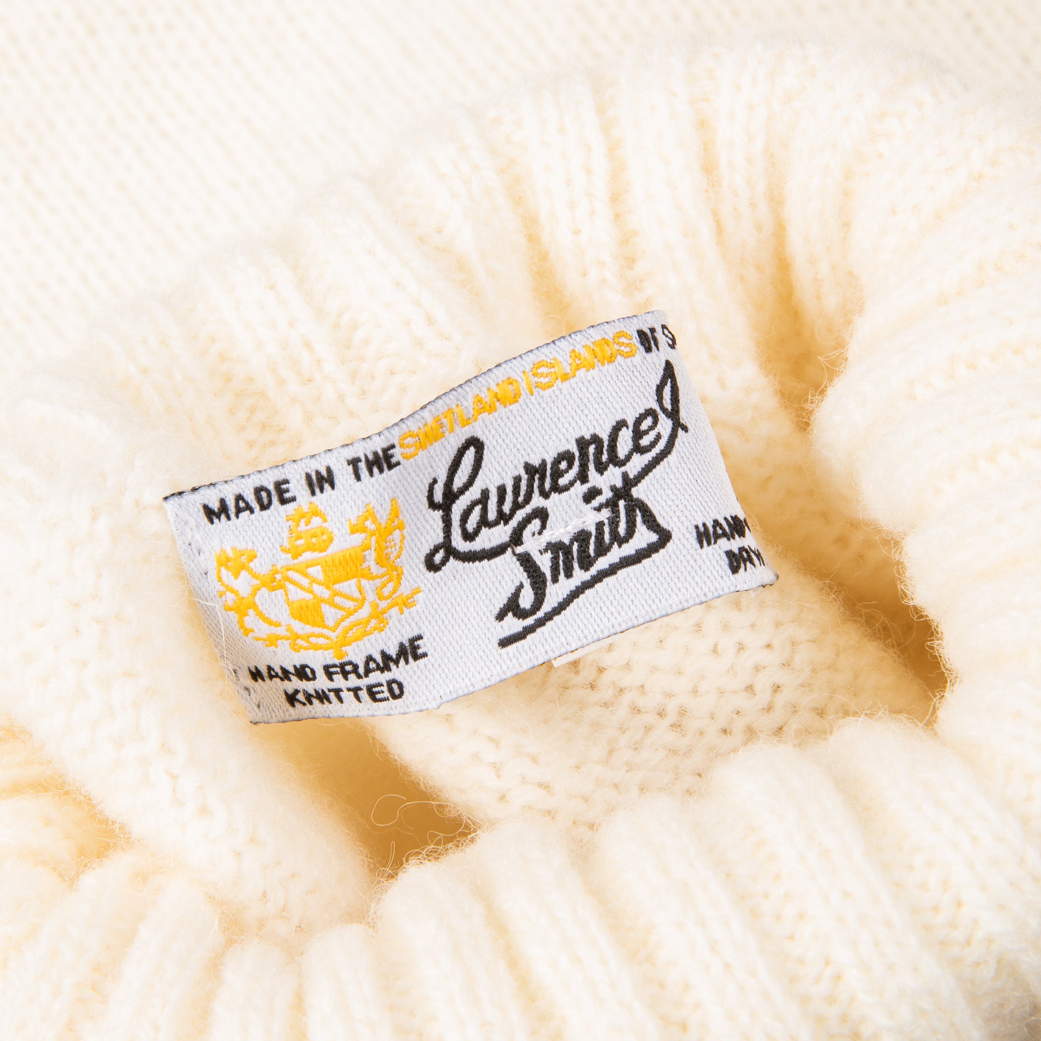 Laurence J. Smith Super Soft Seamless Roll Neck Pullover Winter White