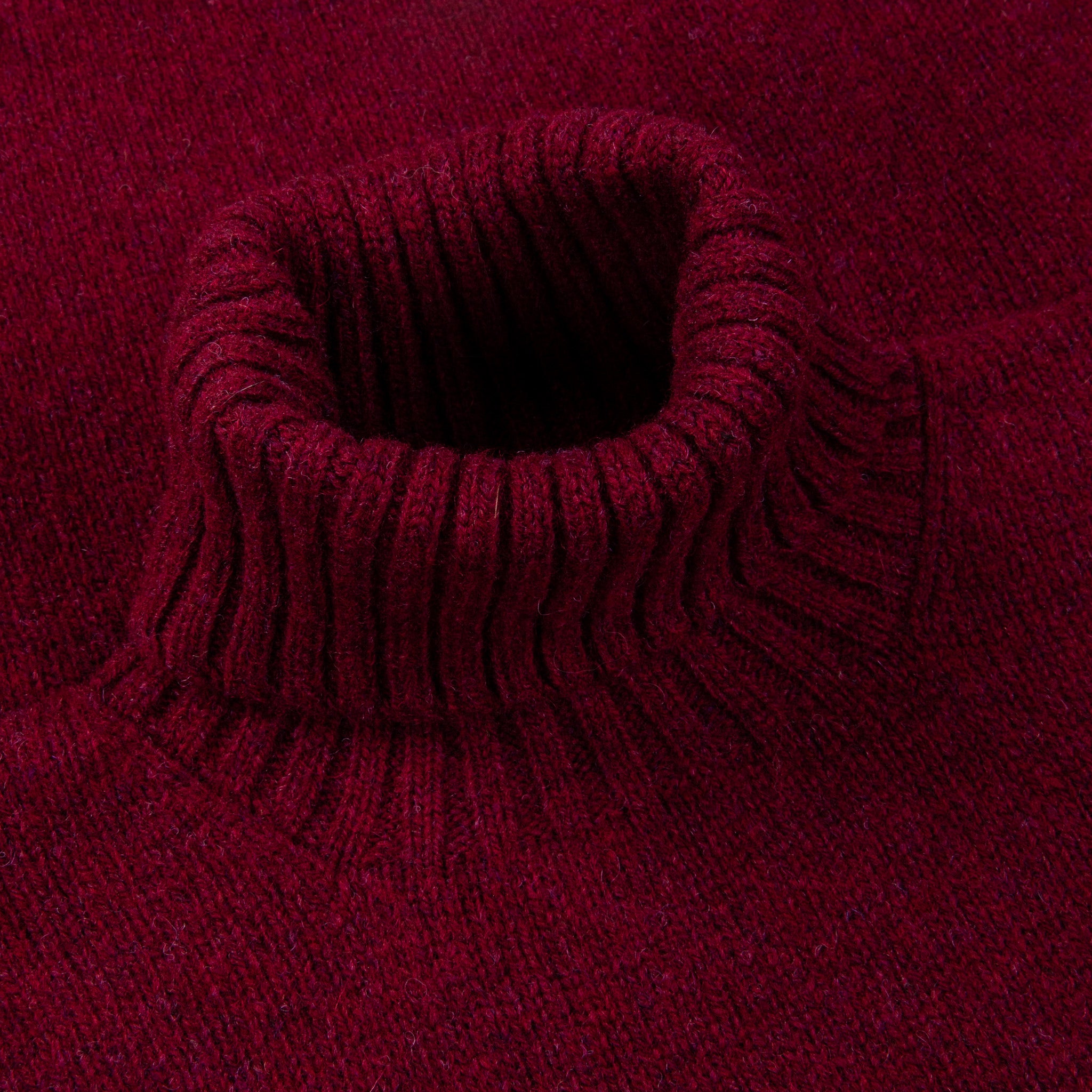Laurence J. Smith Super Soft Seamless Roll Neck Pullover Bord Mix