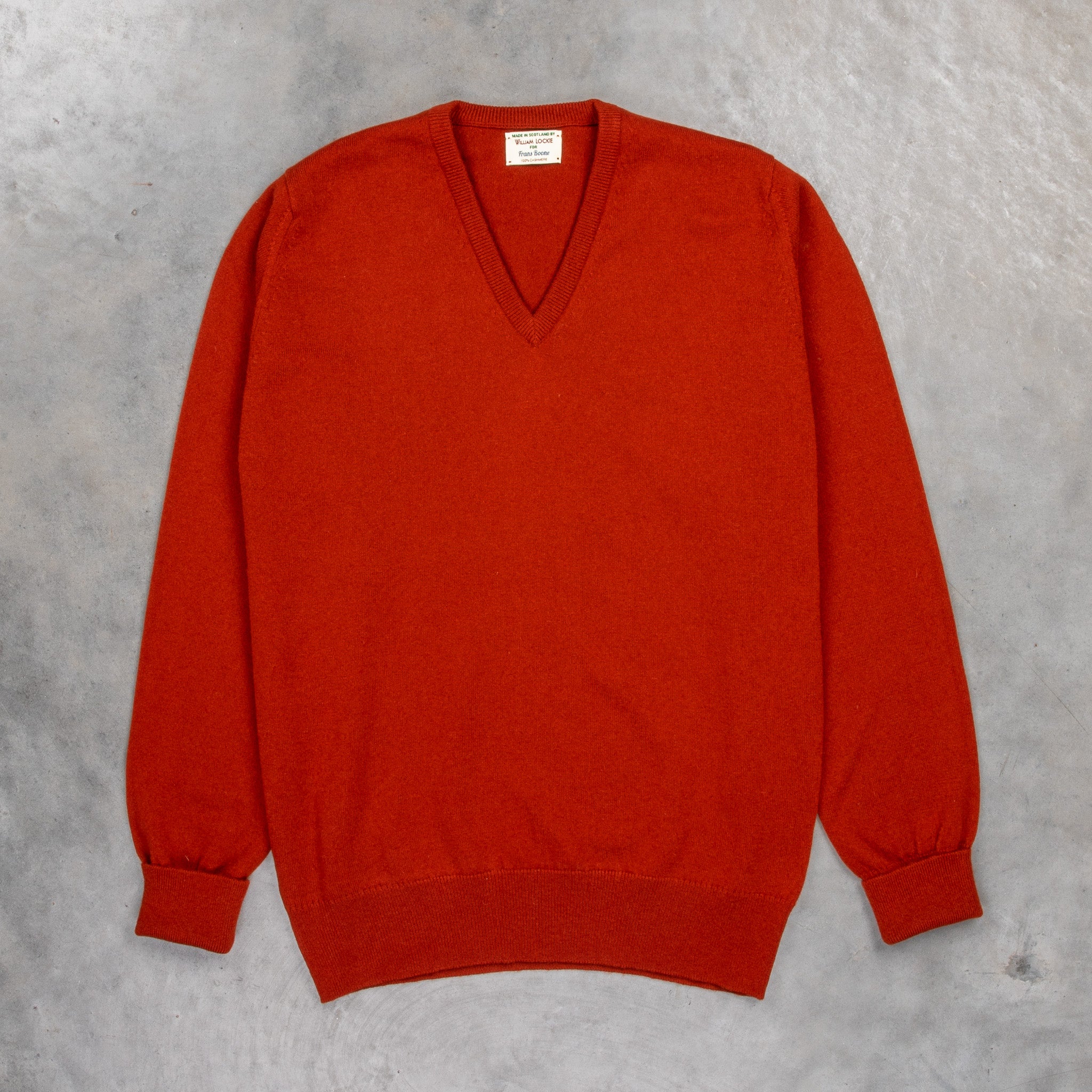 William Lockie Oxton Cashmere V-Neck Harissa – Frans Boone Store