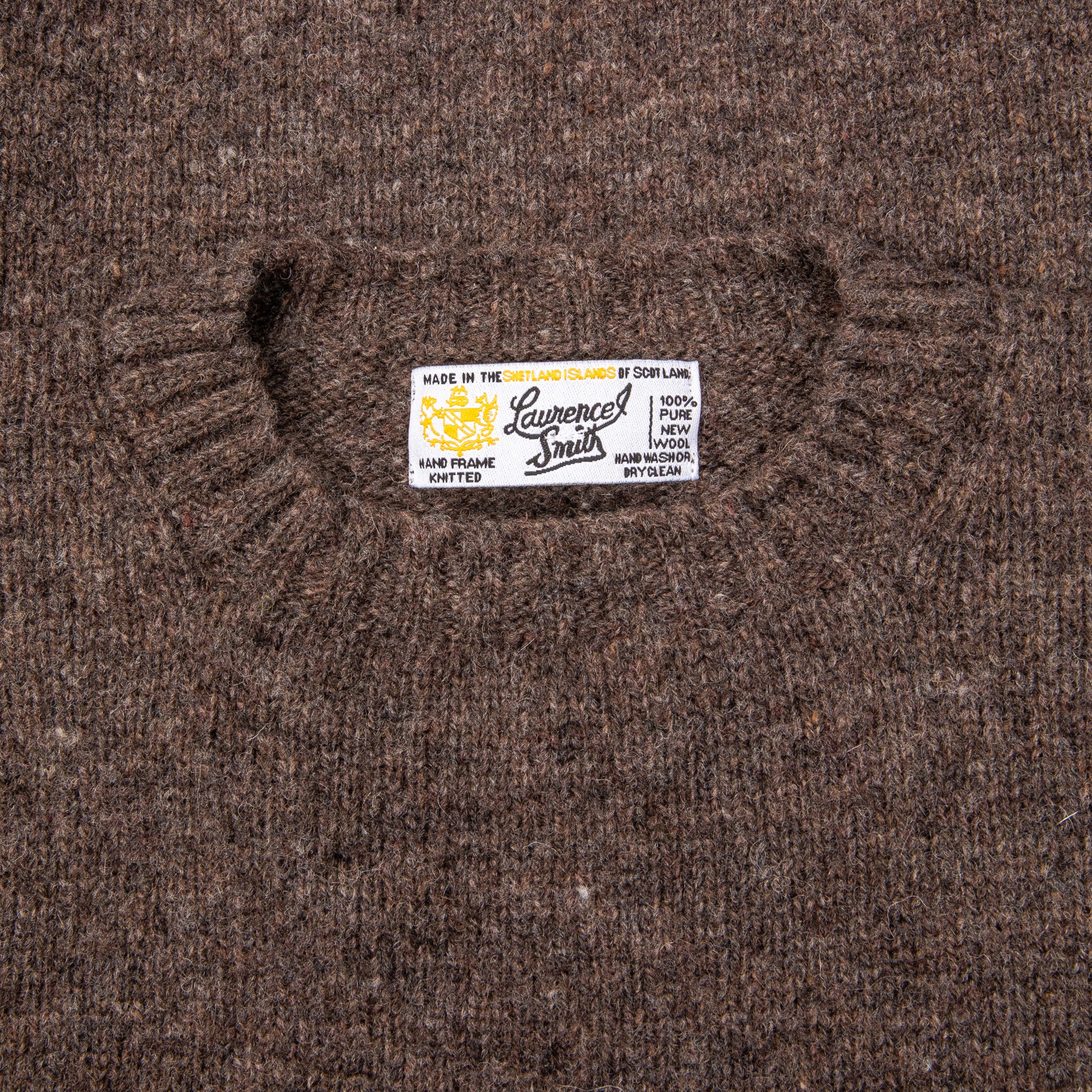 Laurence J. Smith Super soft Seamless Crew Neck Pullover Elephant 