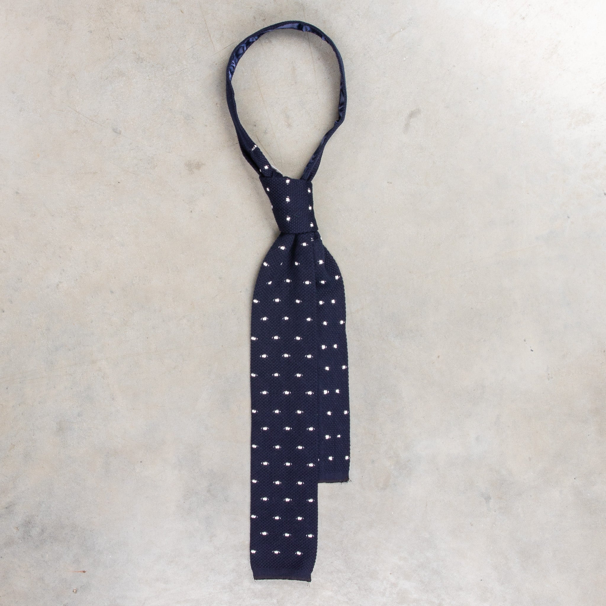 Engineered Garments Knit Tie Navy Polka Dot – Frans Boone Store