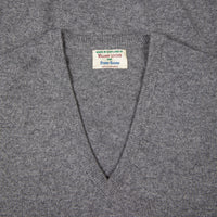 William Lockie Oxton Cashmere V-Neck Dolomite