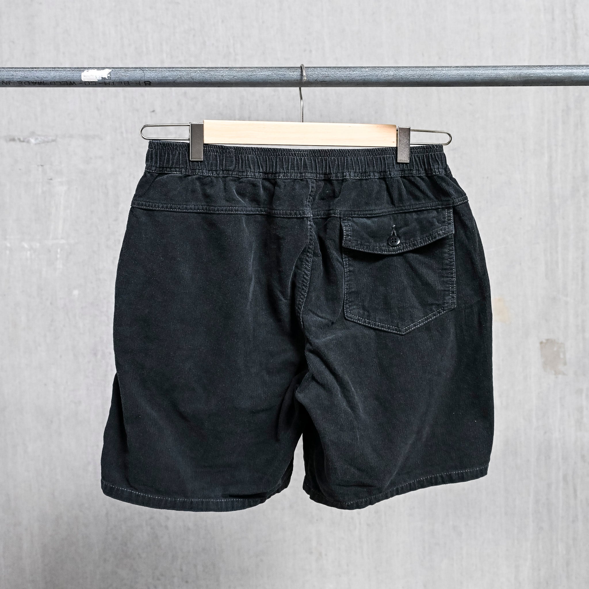 Remi Relief 16 Wale Corduroy Easy Shorts Black – Frans Boone Store