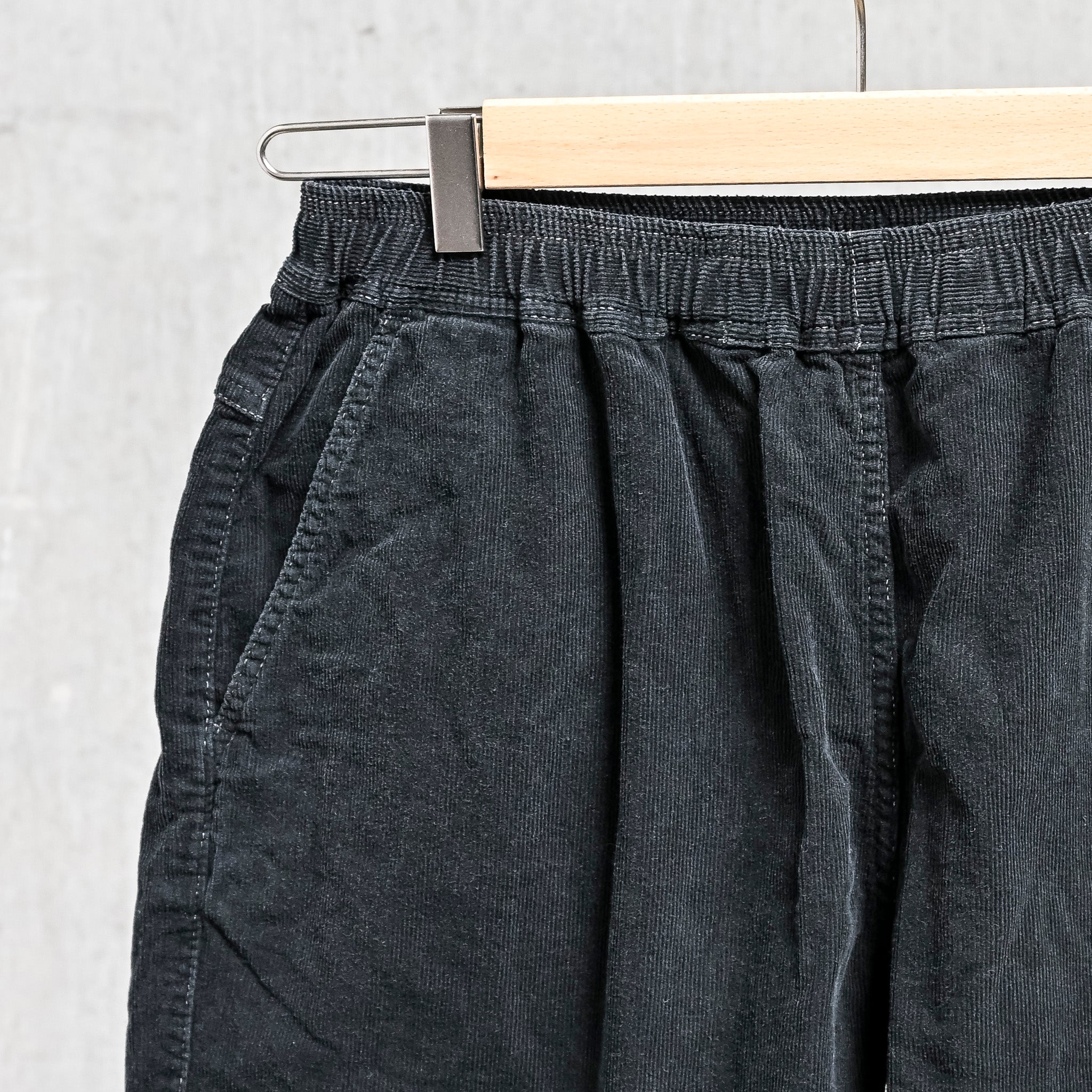 Remi Relief 16 Wale Corduroy Easy Shorts Black – Frans Boone Store