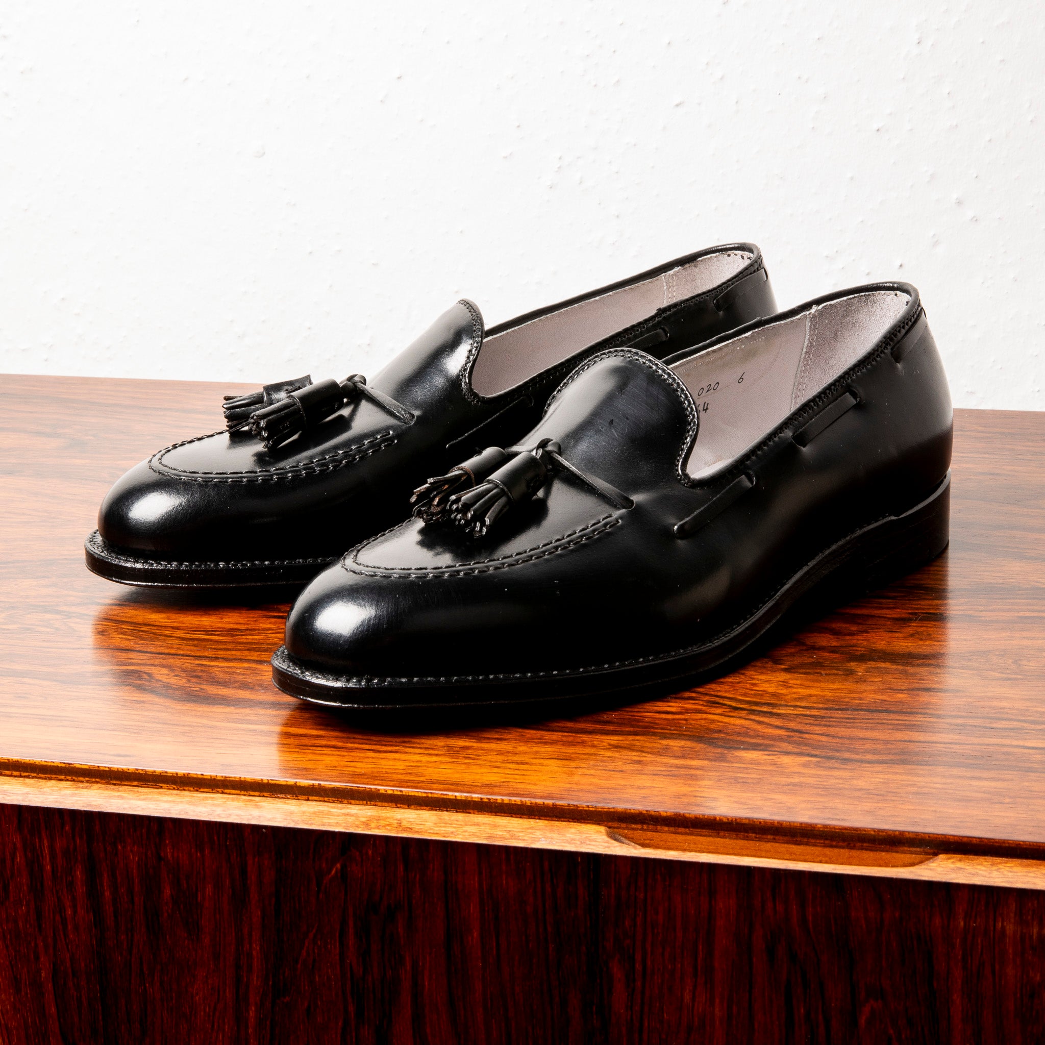 靴 B B 772 Cordvan tassel Loafers by Alden Alden 772 Color 8 Shell Cordovan Tassel Loafer | Alden Model