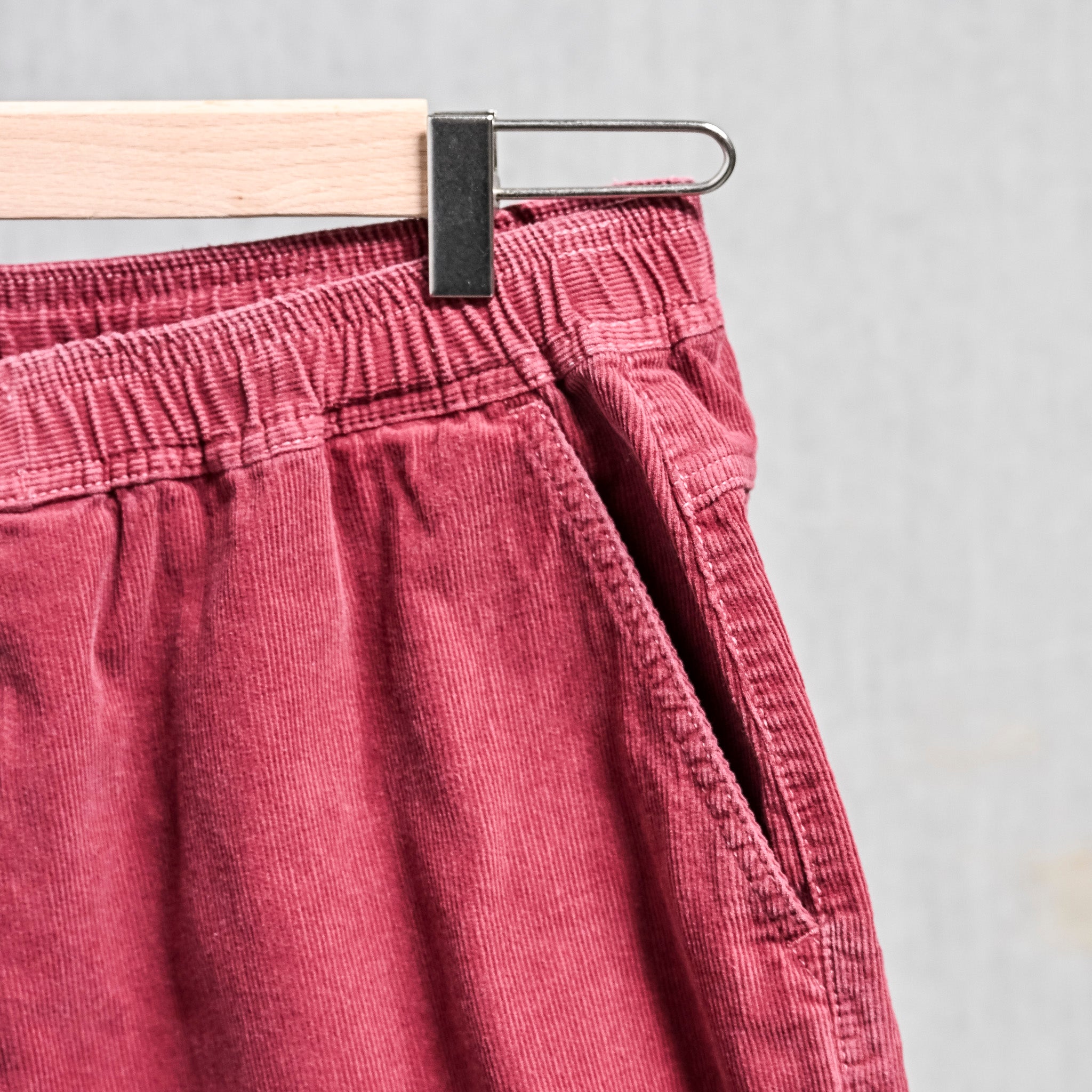 Remi Relief 16 Wale Corduroy Easy Shorts Bordeaux – Frans Boone Store
