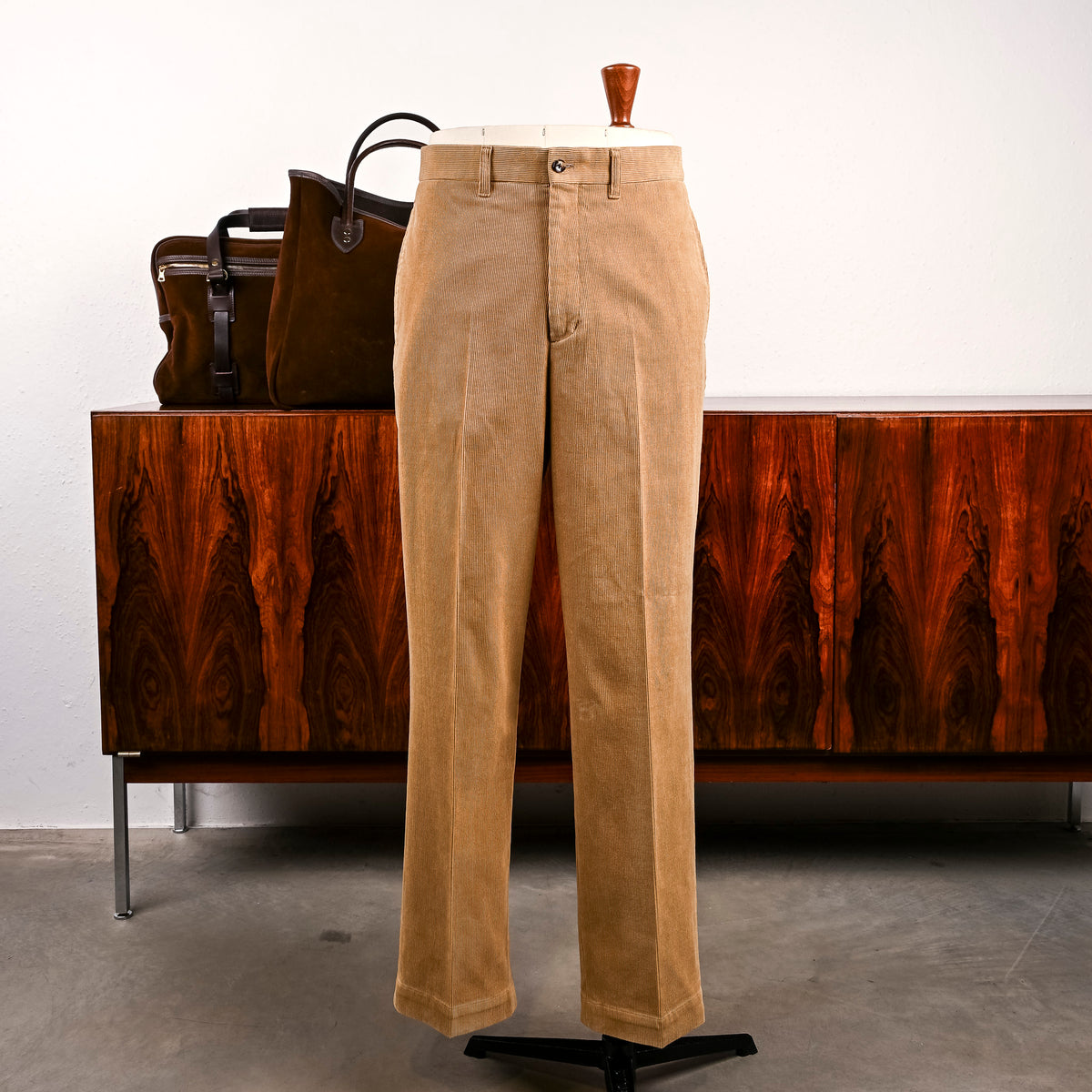 パンツ BARNSTORMER 2tuck Corduroy Trousers XL Barnstormer 1952UC Chino Corduroy Beige – Frans Boone Store