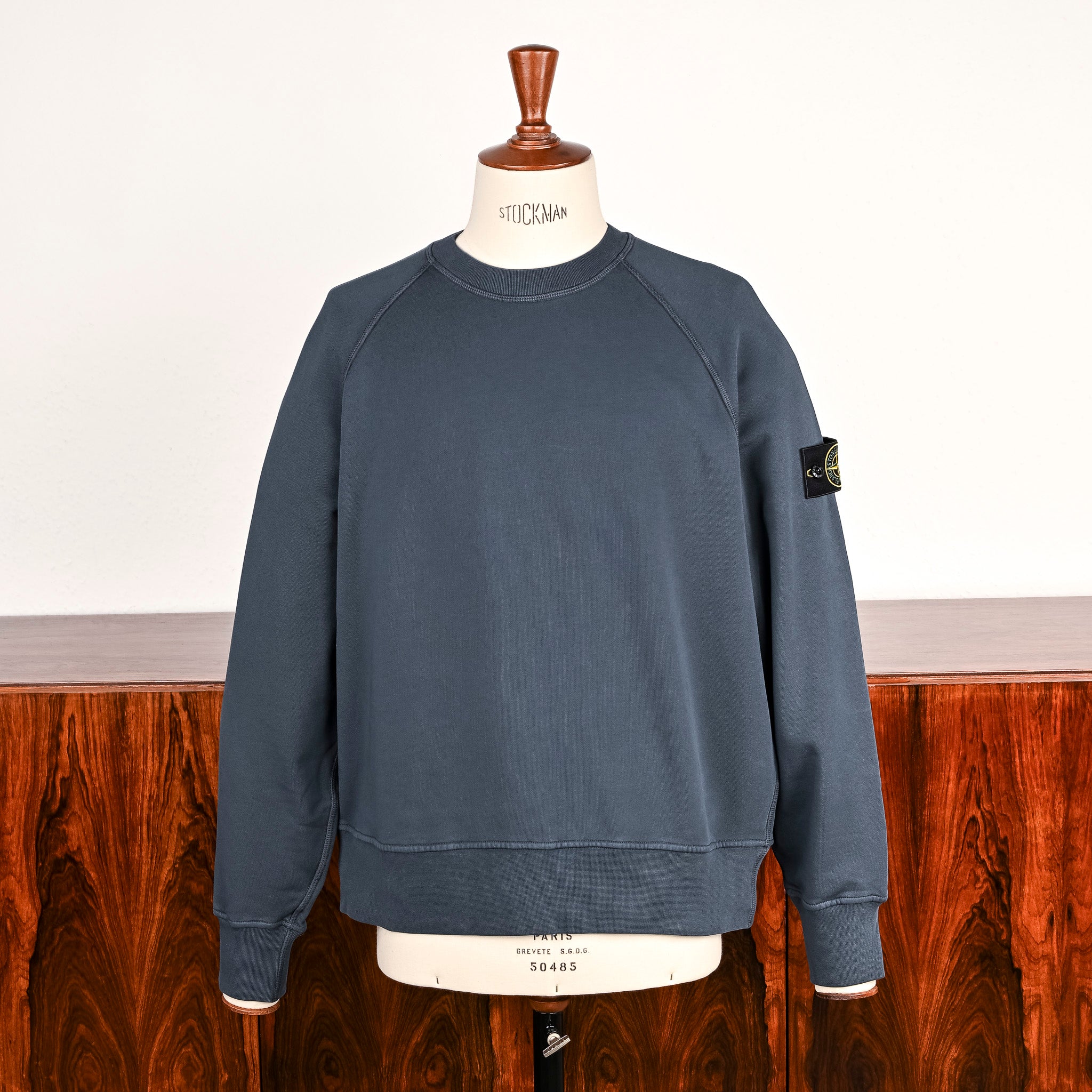 Stone Island Raglan Sweatshirt Oversized-Fit Slate Blue – Frans