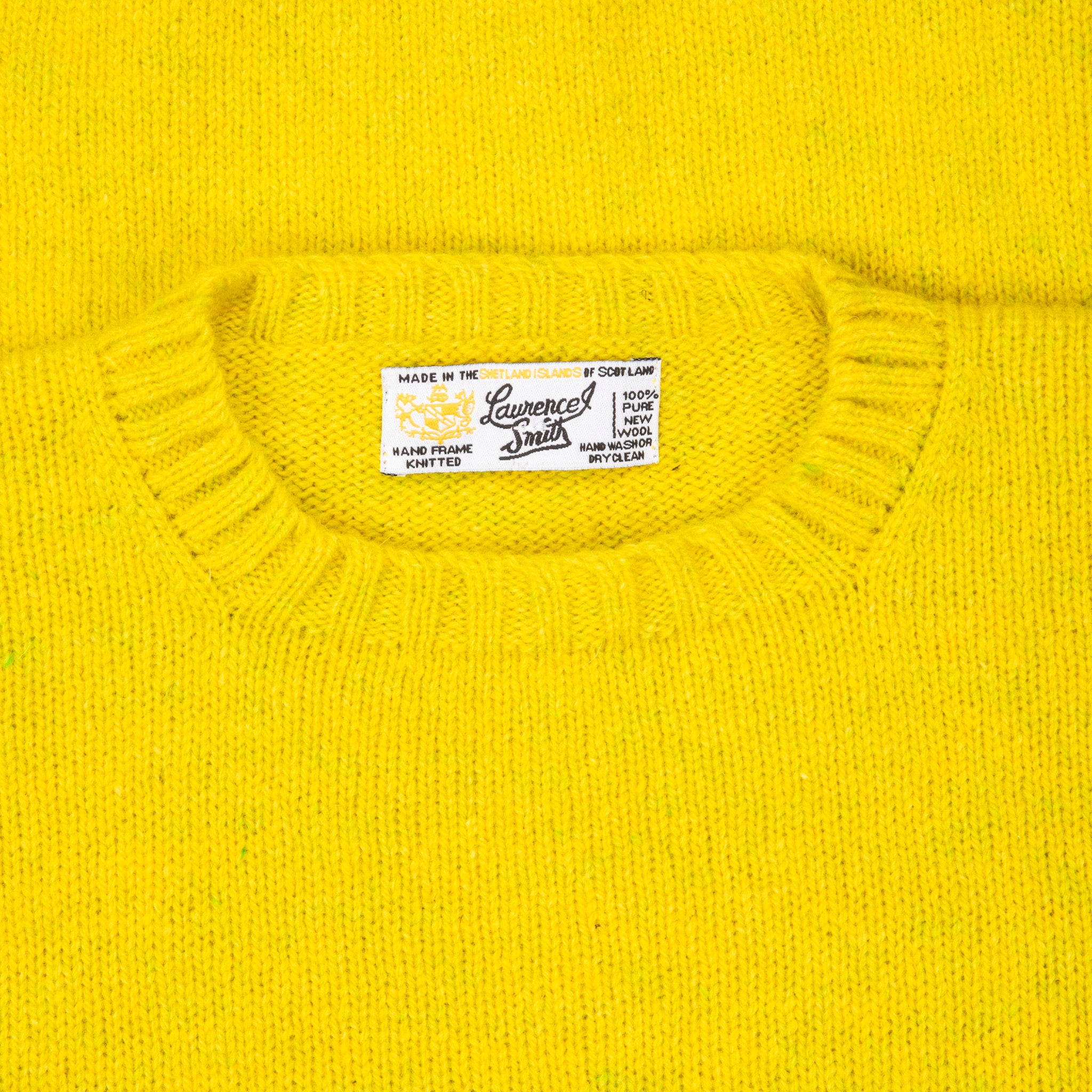 Laurence J. Smith Super soft Seamless Crew Neck Pullover Pistachio 