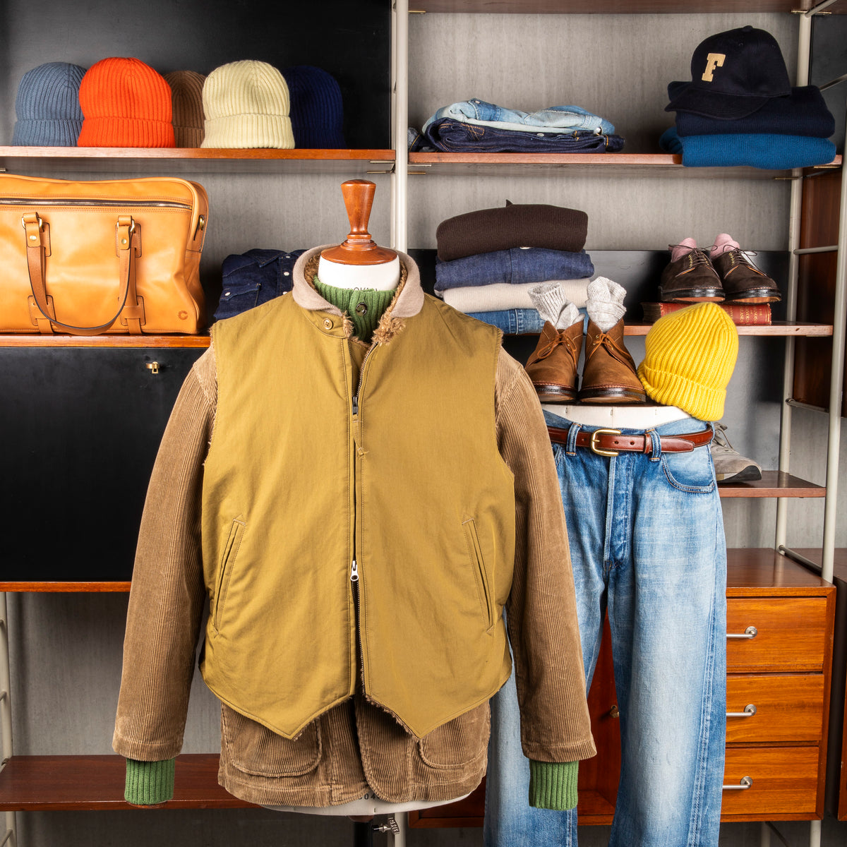 LL-VEST_1200x1200.jpg?v=1760453053