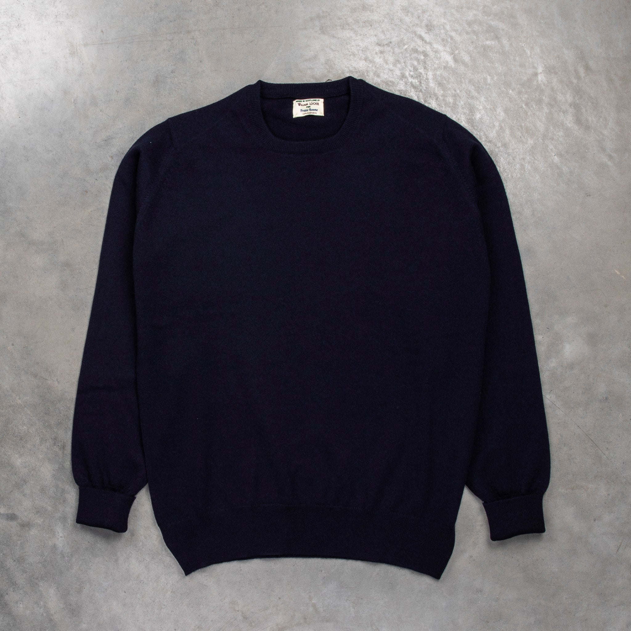 William Lockie Oxton Cashmere Crew Neck Dark Navy – Frans Boone Store