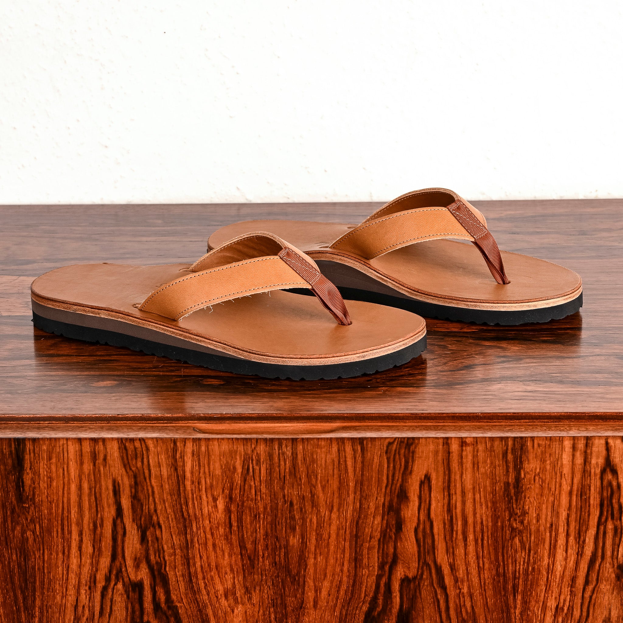 The Real McCoy's Leather Arched Sandal Brown – Frans Boone Store