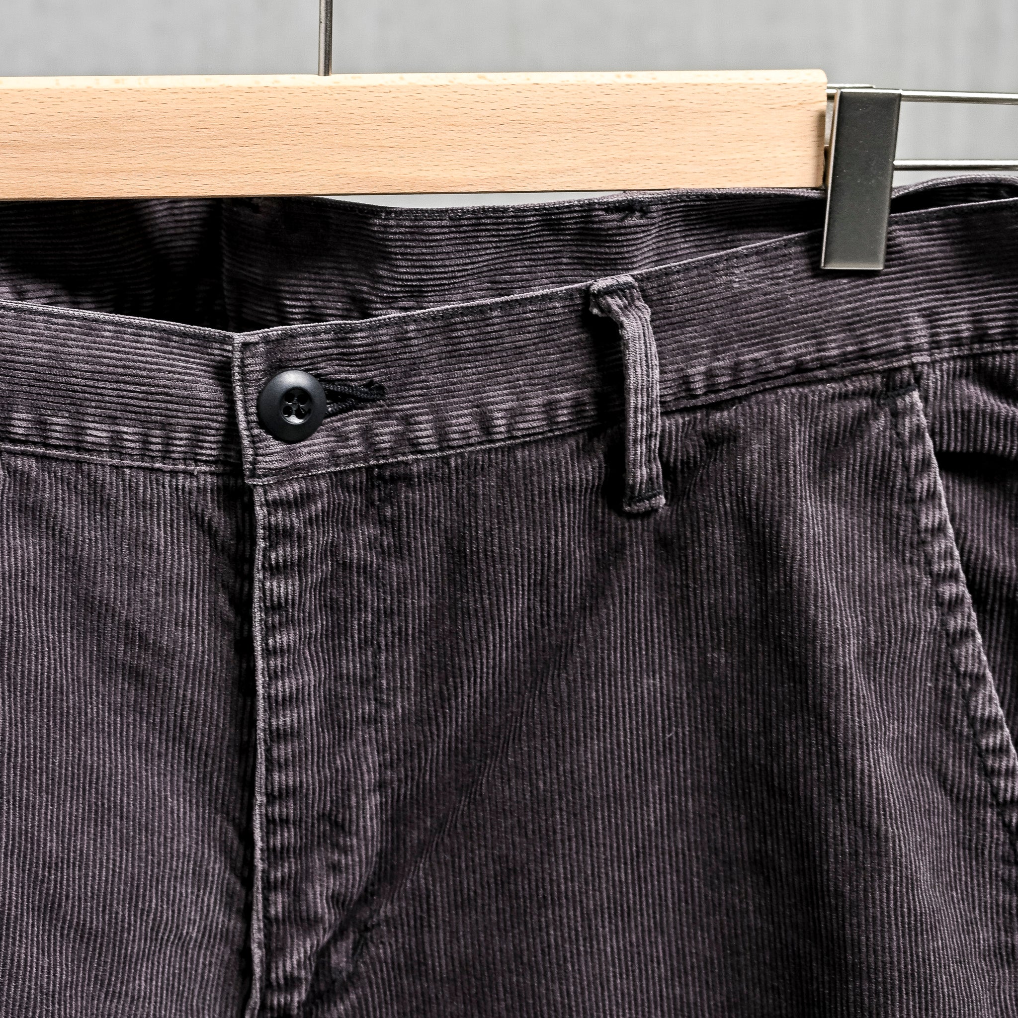 Remi Relief Corduroy Shorts Sulfur Dye Black – Frans Boone Store