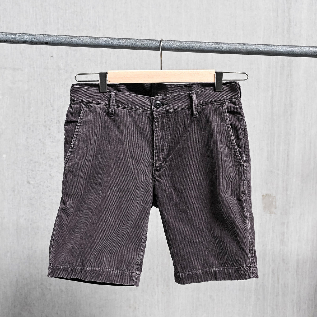 Remi Relief Corduroy Shorts Sulfur Dye Black – Frans Boone Store