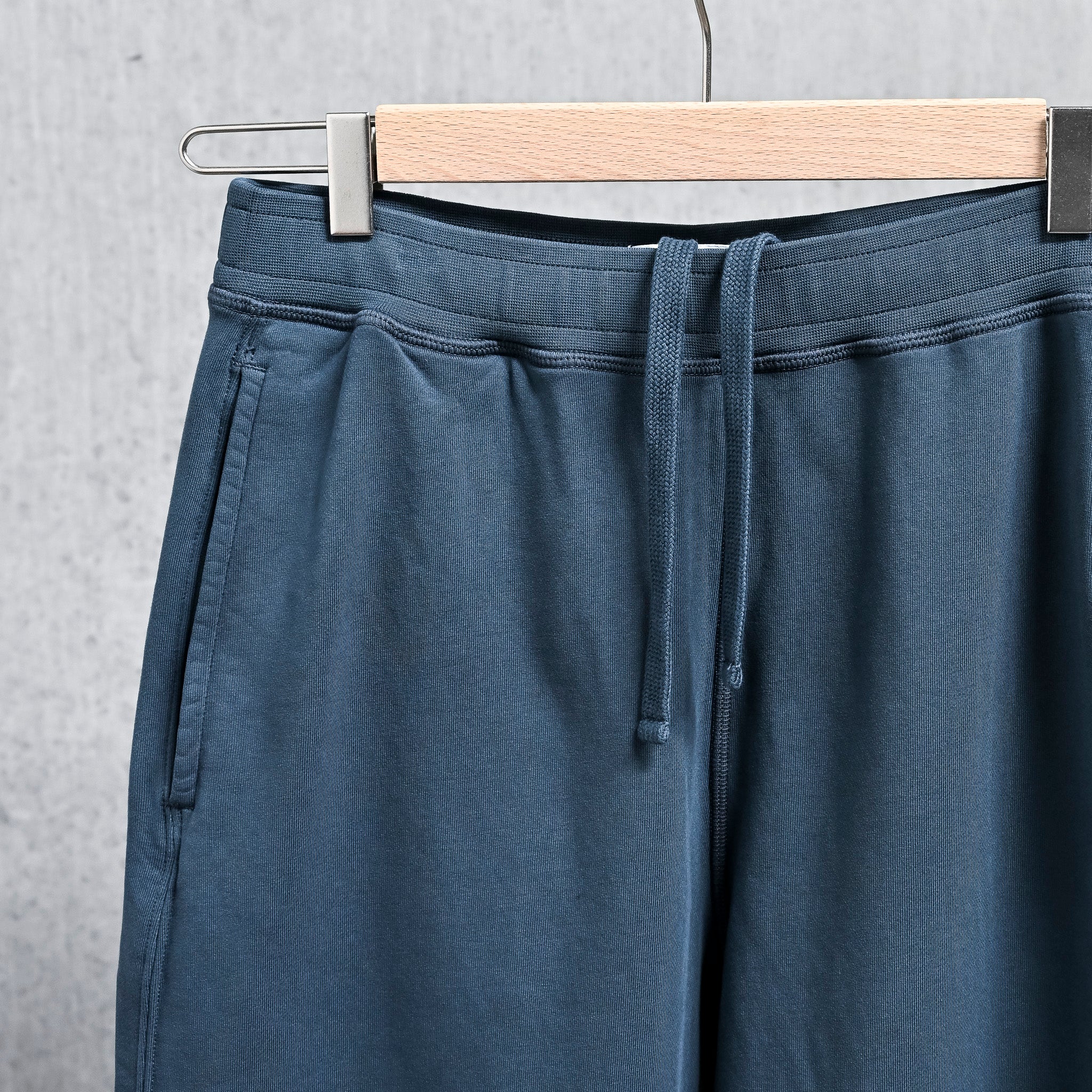 Stone Island Loose-fit Sweatpants Slate Blue – Frans Boone Store