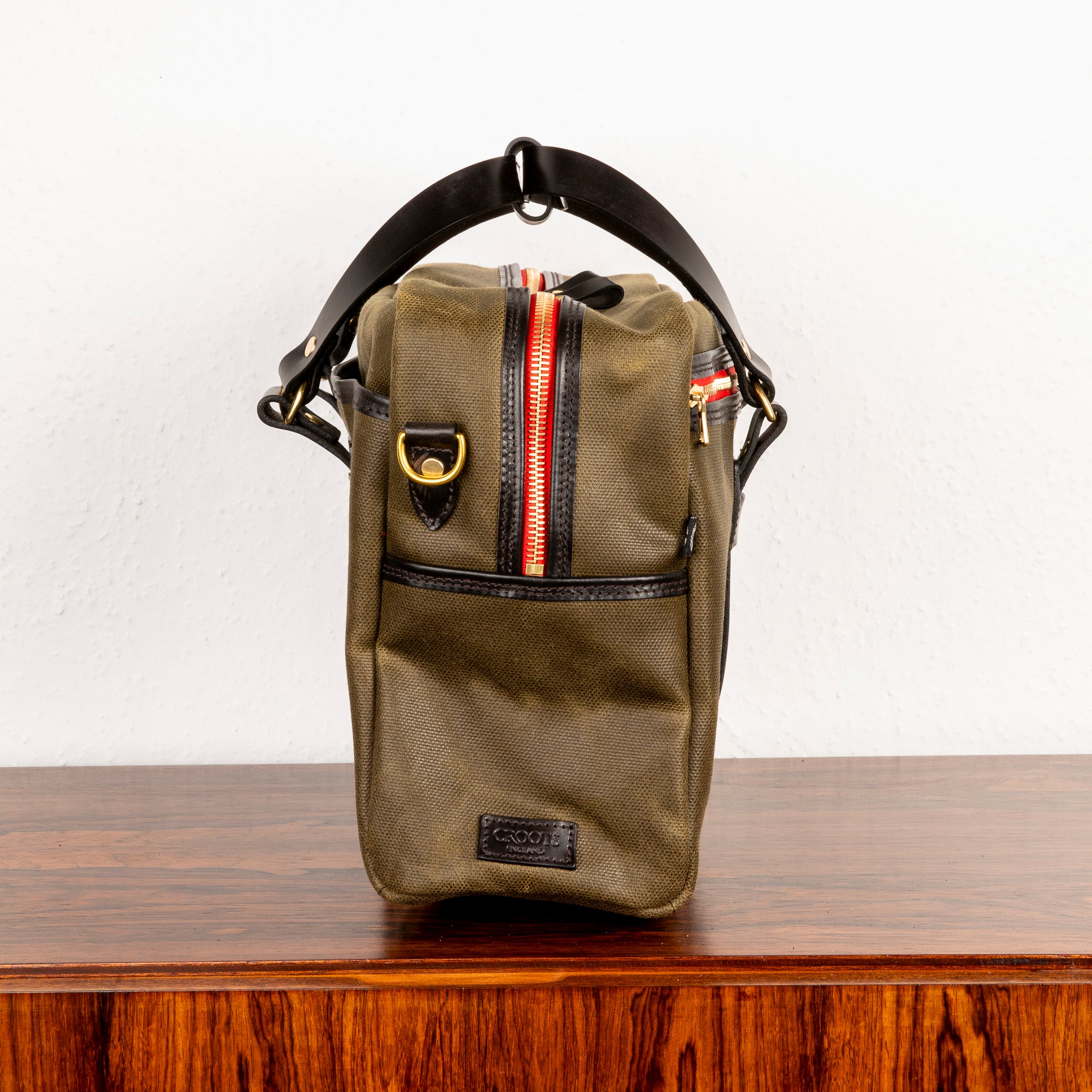 Croots Vintage Canvas Traveller Bag Olive – Frans Boone Store