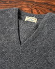 William Lockie Oxton Cashmere V-Neck Lubecca