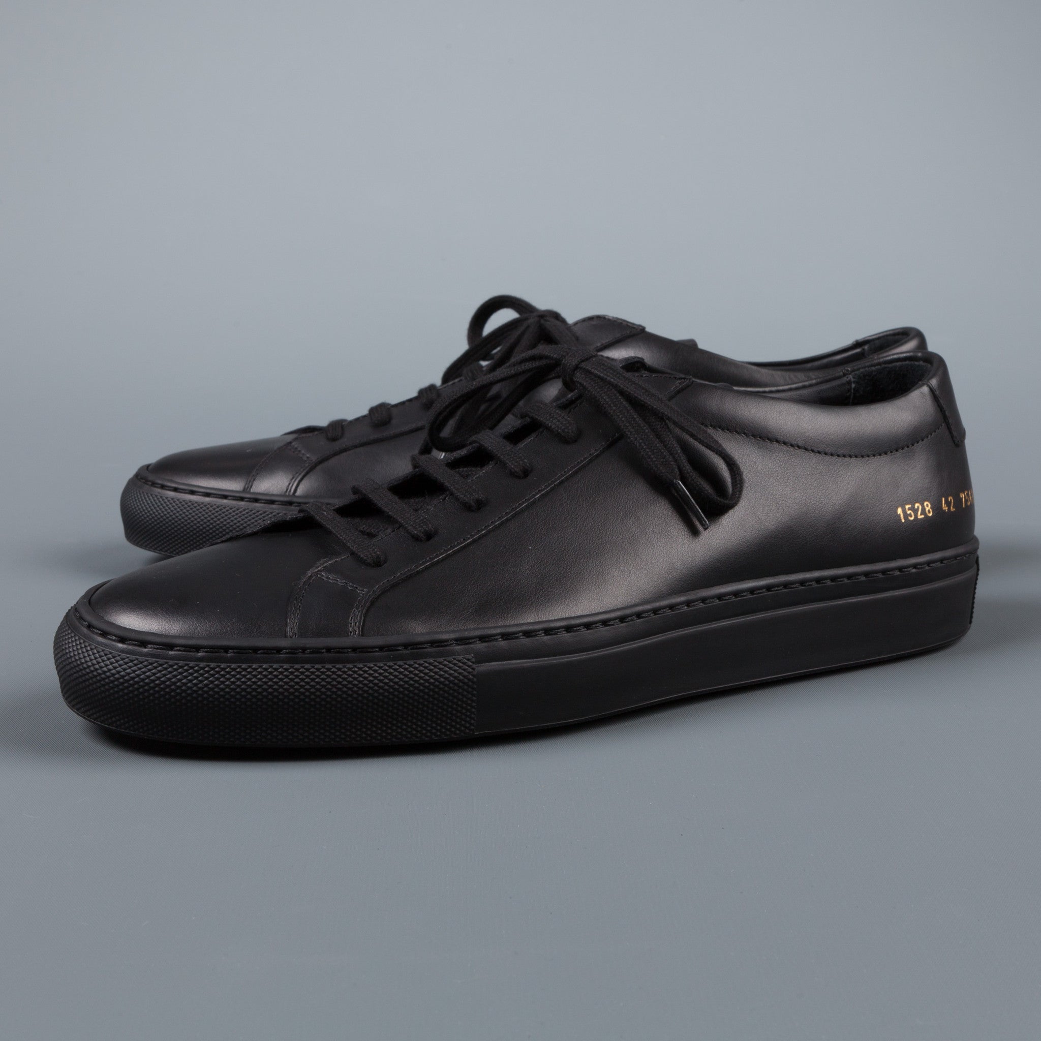 Common Projects Achilles low black