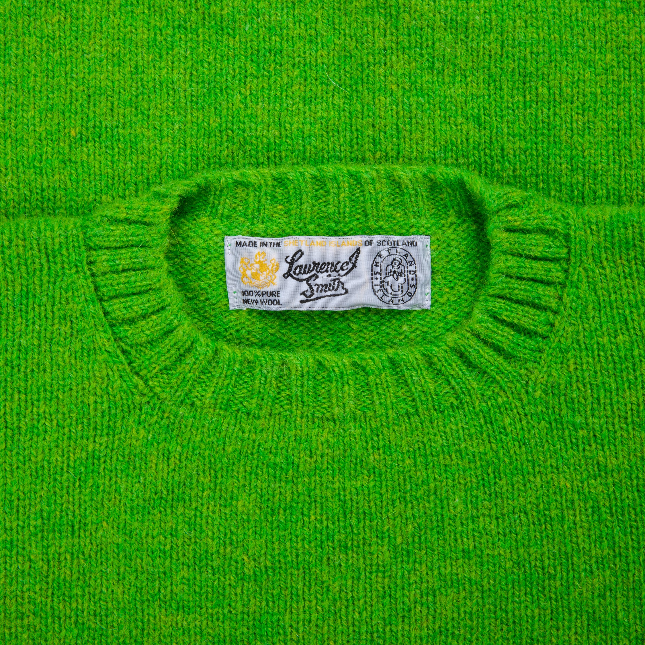 Laurence J. Smith Super soft Seamless Crew Neck Pullover