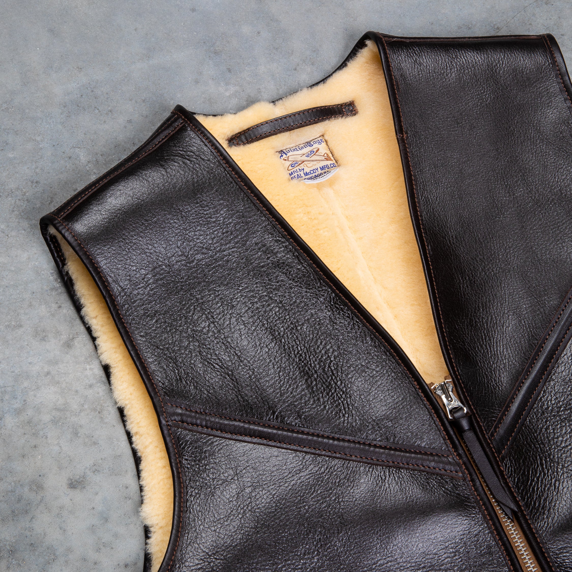 The Real McCoy's Type C-3 Vest Co Seal Brown - Main Image