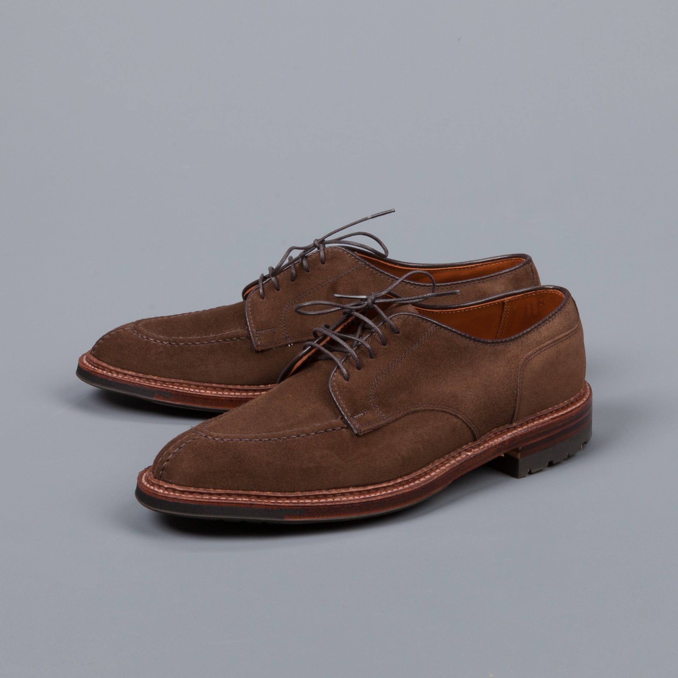 Allen Edmonds Boone Suede Bluchers 9.5 Wide – Vibram Sole Amazon.com | Allen Edmonds Men main image 2