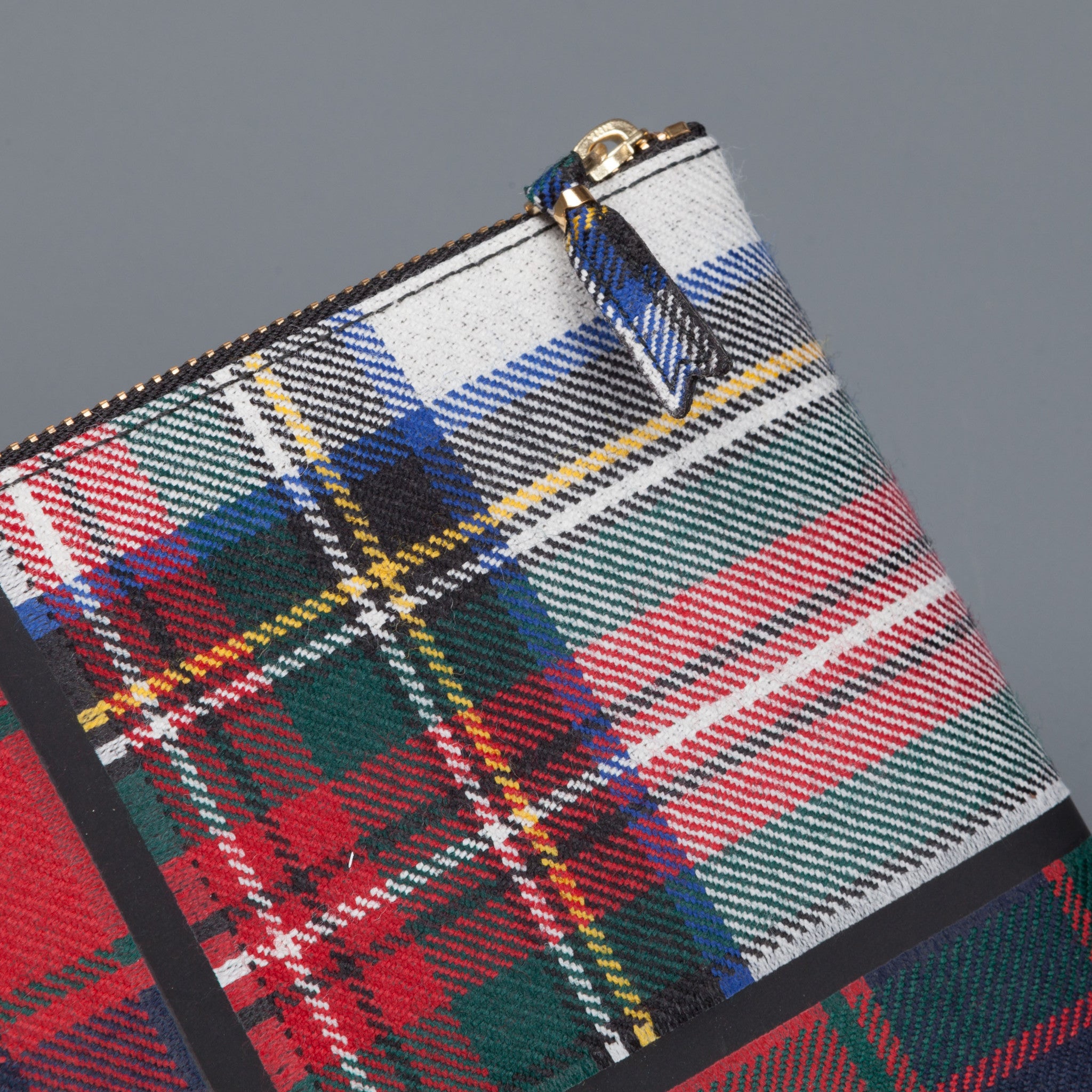 Comme des Gar ons Wallet envelop Tartan Red Frans Boone Store