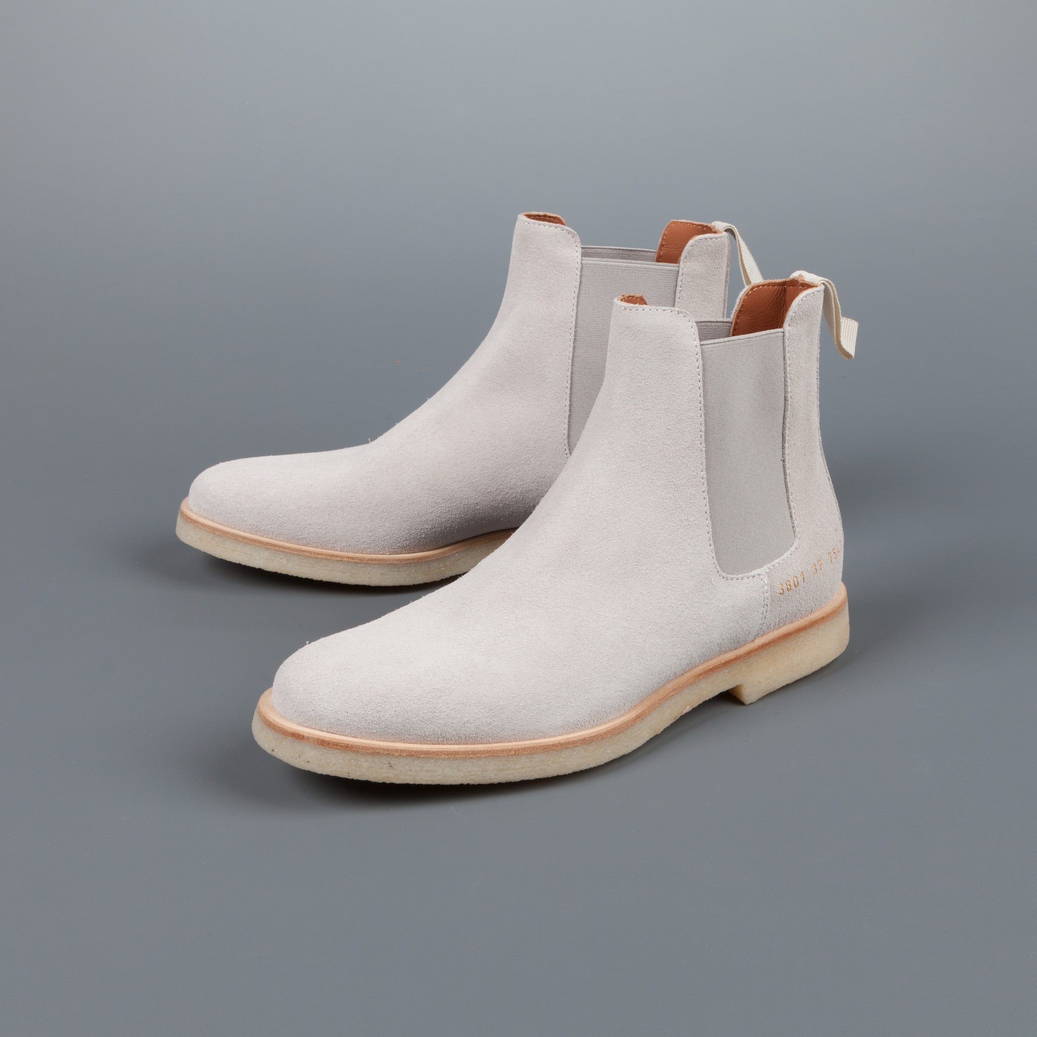Common Projects Woman by Common Projects Chelsea boot in Suede – Frans Boone Store