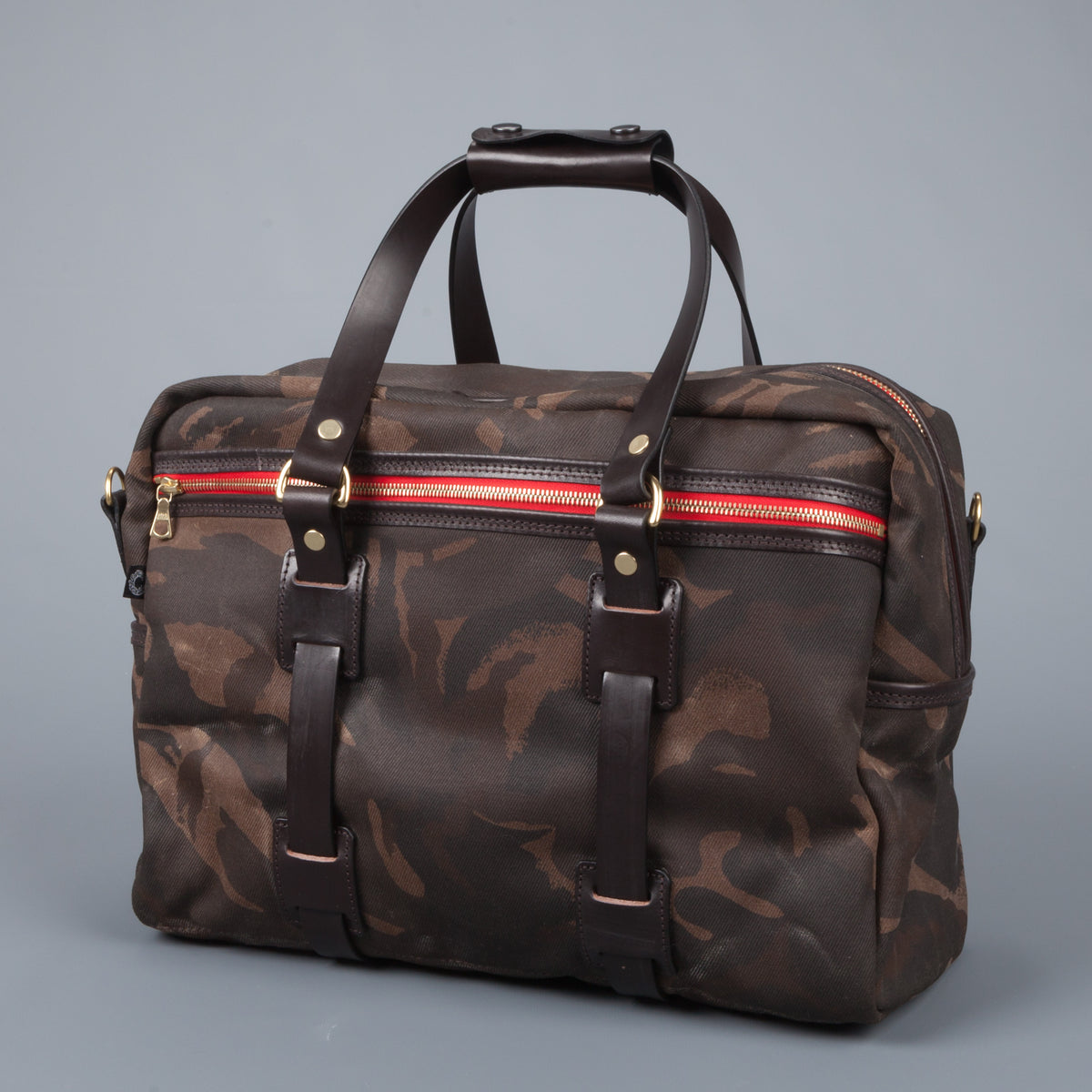 CROOTS Vintage Leather Traveller Bag For Sale
