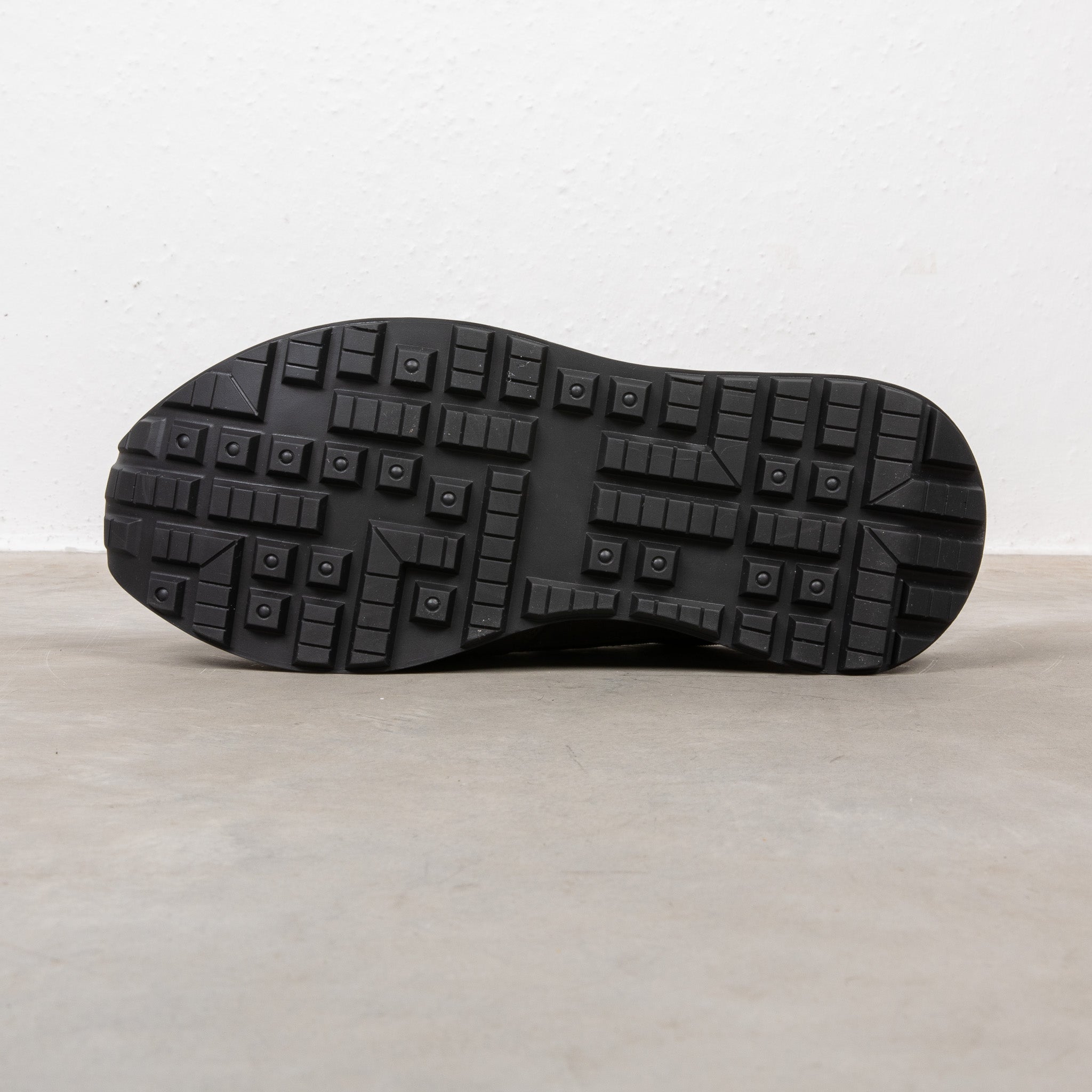 Common Projects Track Technical Black – Frans Boone Store