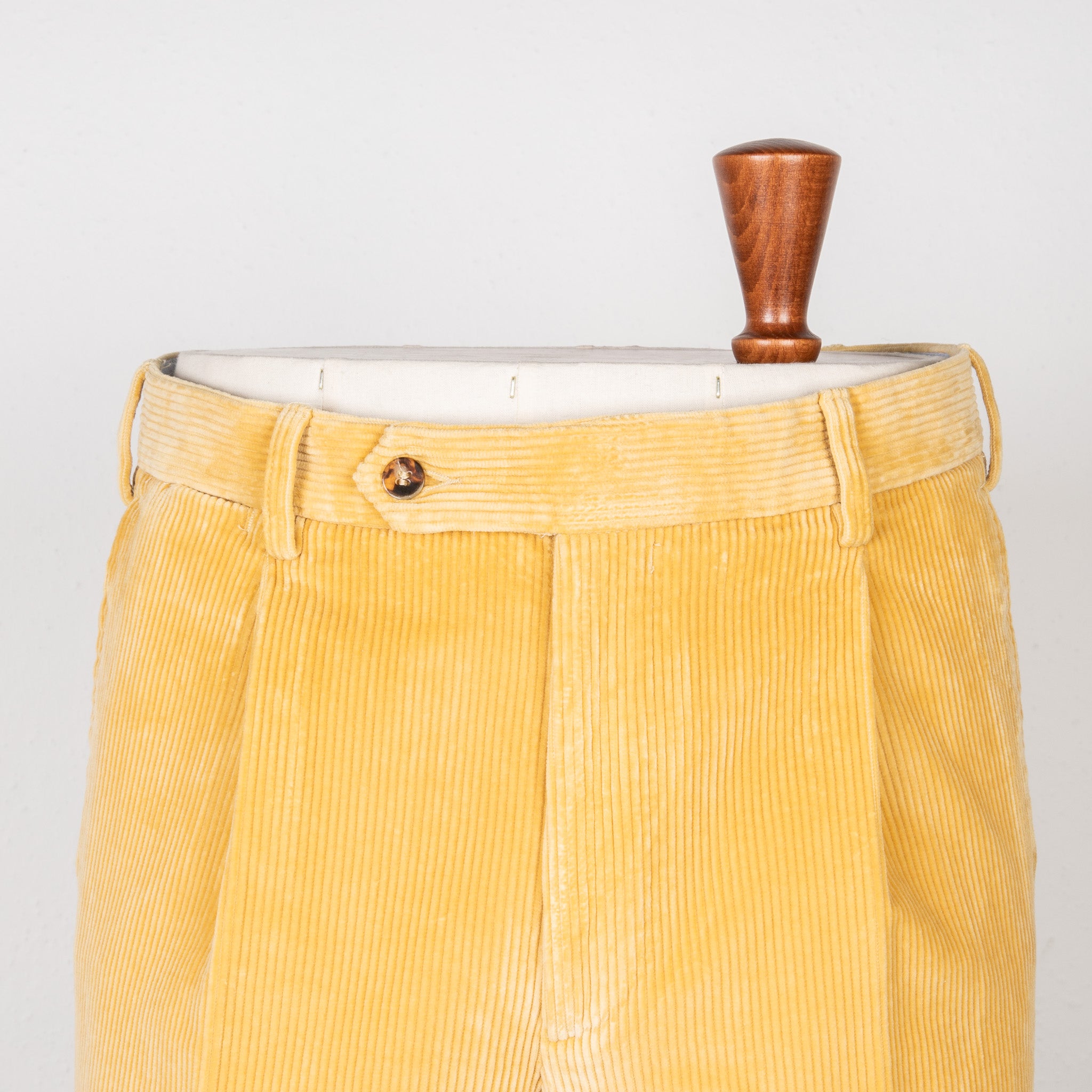 Rota Pantaloni High Rise Regular Fit 8-Wale Corduroy Giallo Toscano