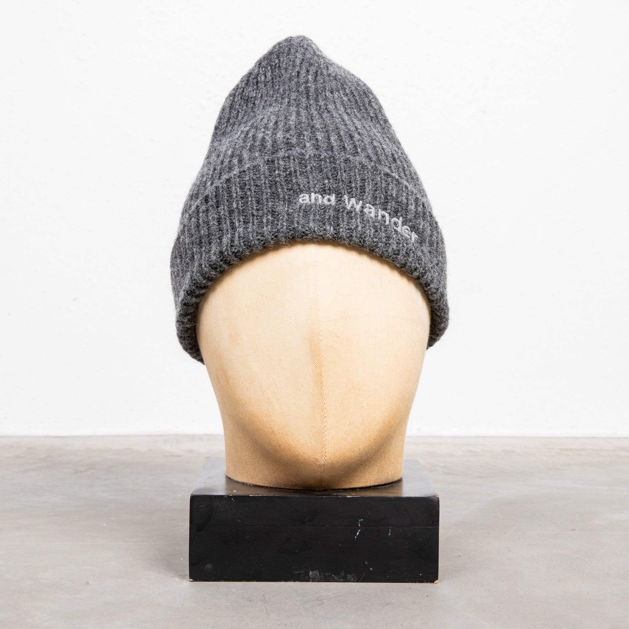 And Wander Shetland Wool Cap Gray