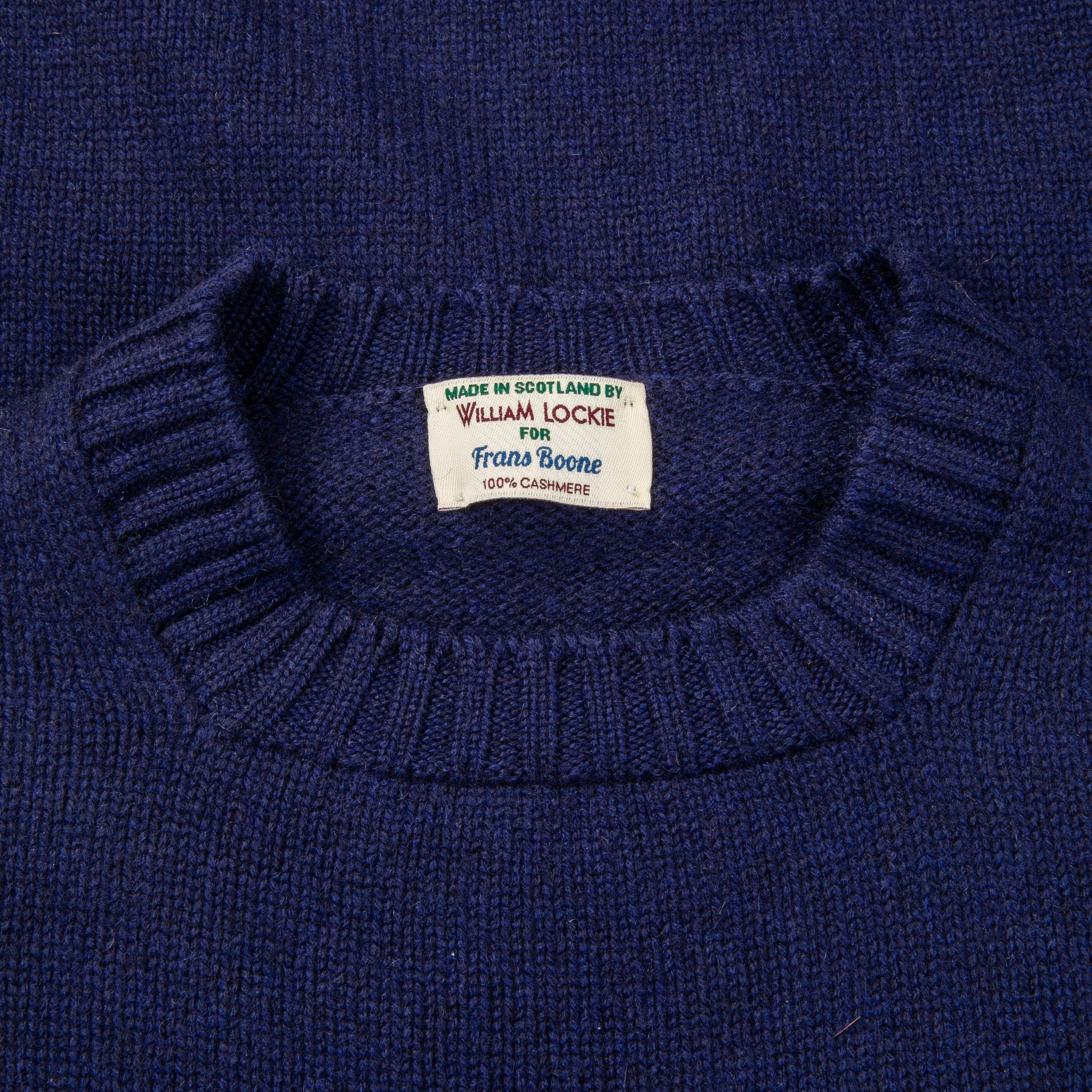 William Lockie x Frans Boone Nis Cashmere Crew Neck Blackberry