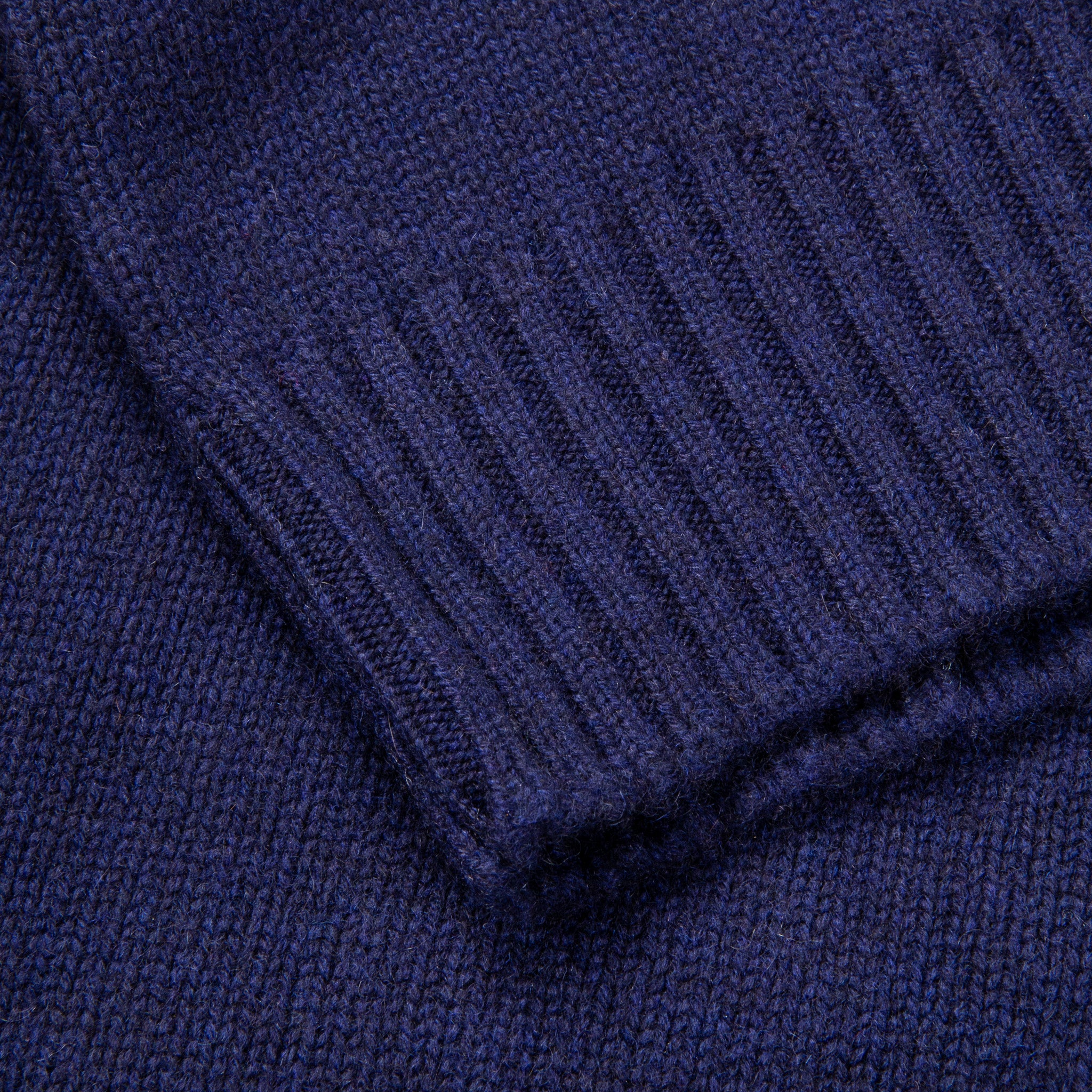 William Lockie x Frans Boone Nis Cashmere Crew Neck Blackberry