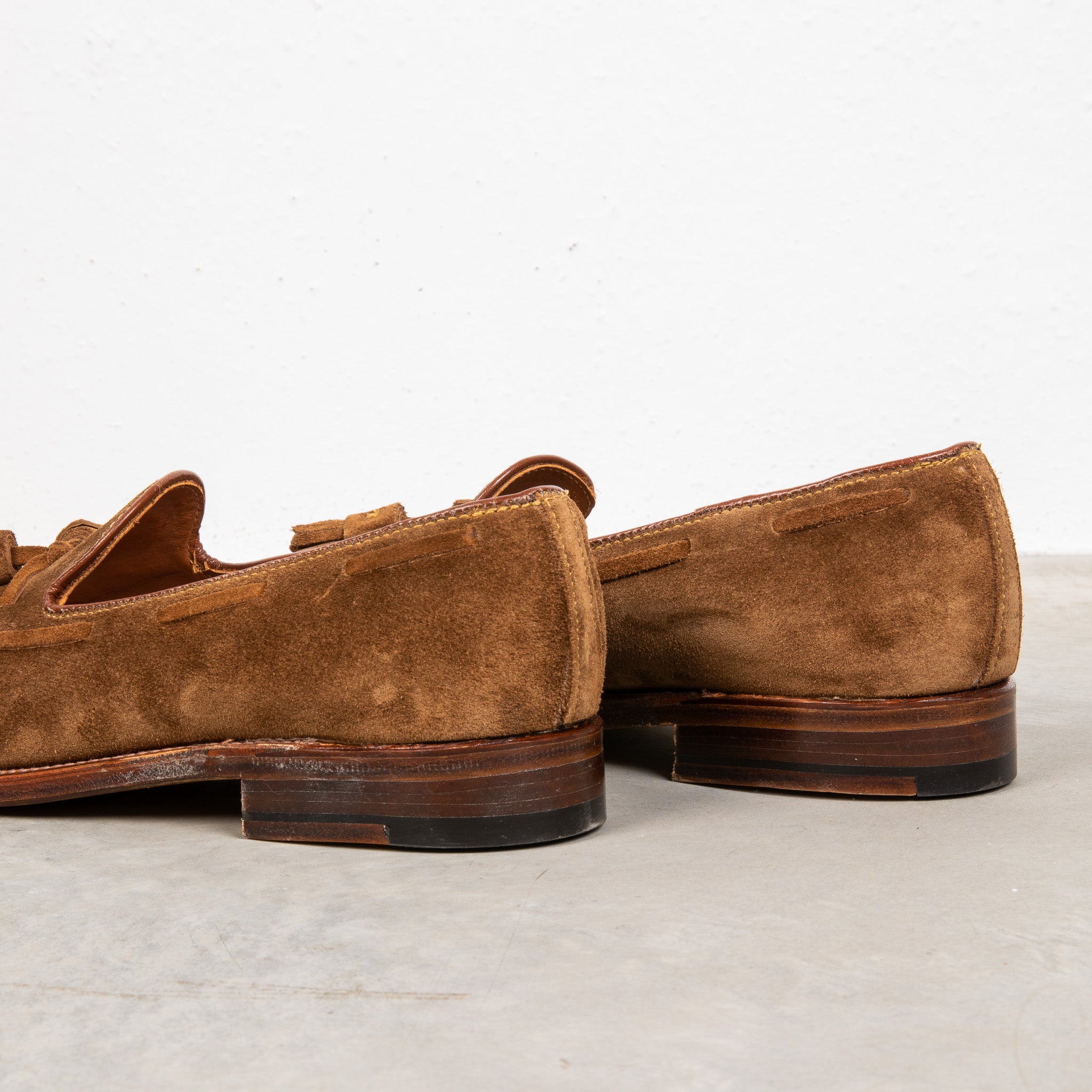 Alden snuff suede tassel loafer