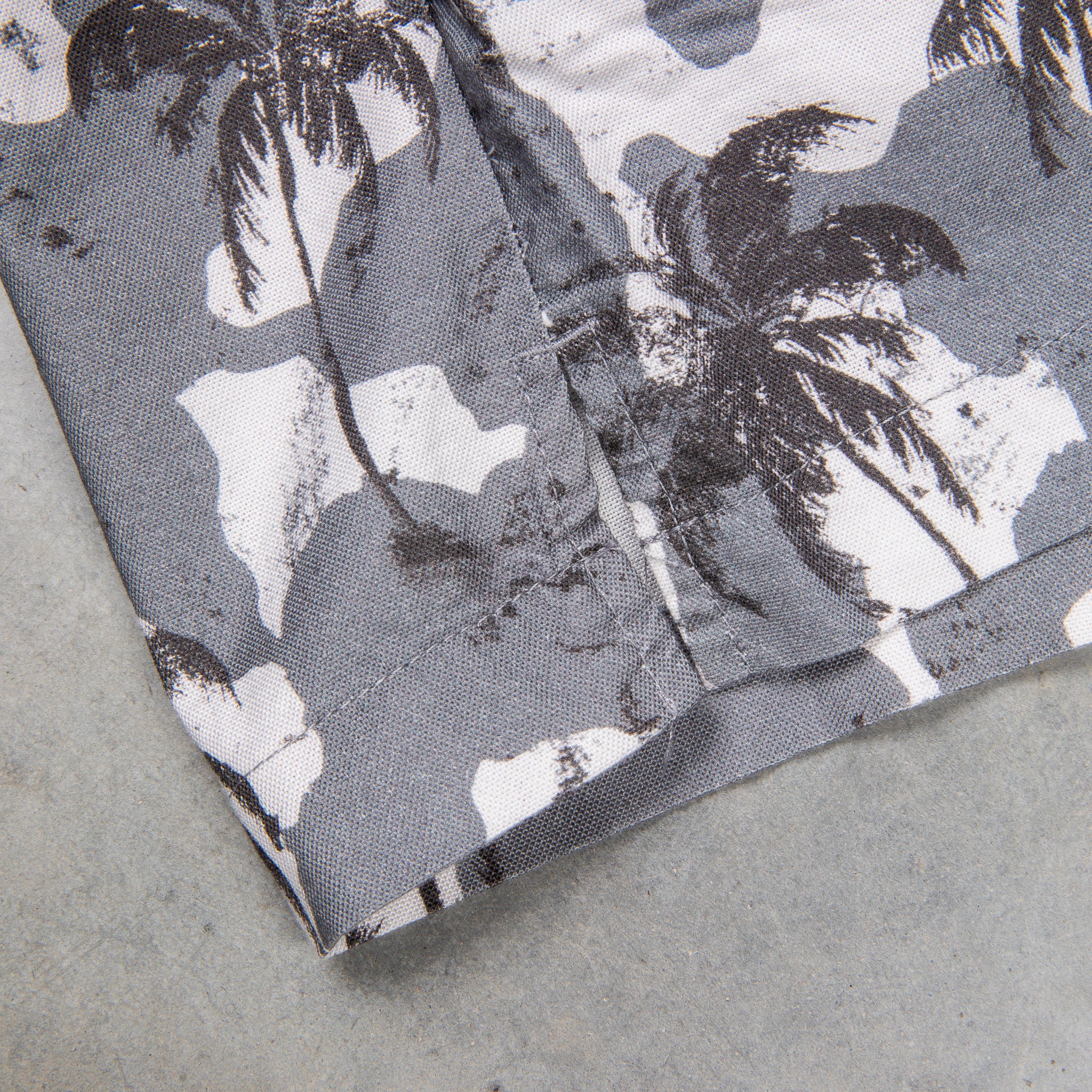 James perse sales camo joggers