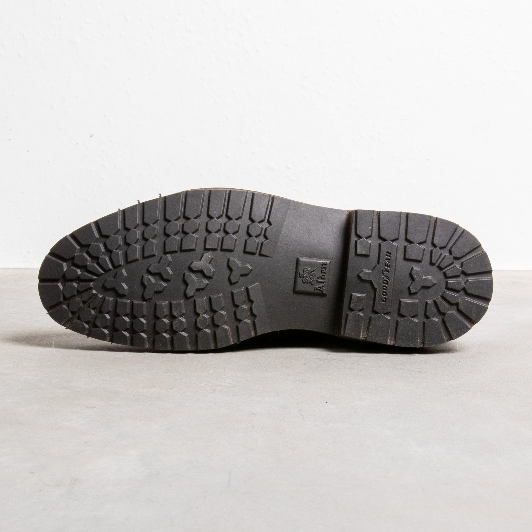 Alden dark brown suede chukka on rubber sole