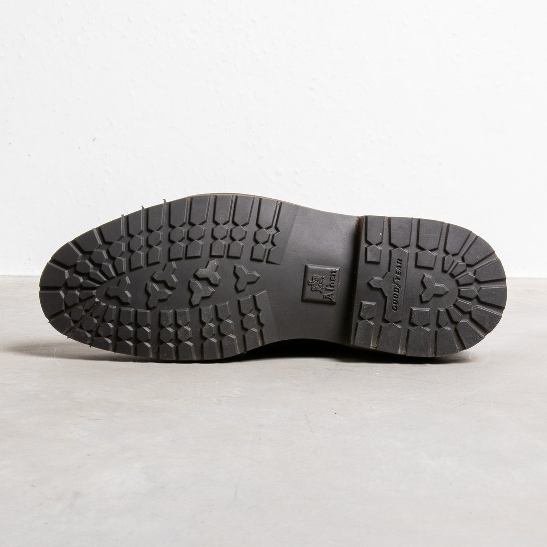 Alden dark brown suede chukka on rubber sole