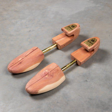 Alden Cedar shoetrees
