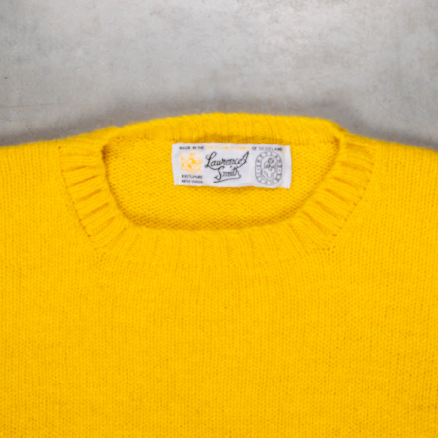 Laurence J. Smith Super Soft Seamless Crewneck Gorseflower
