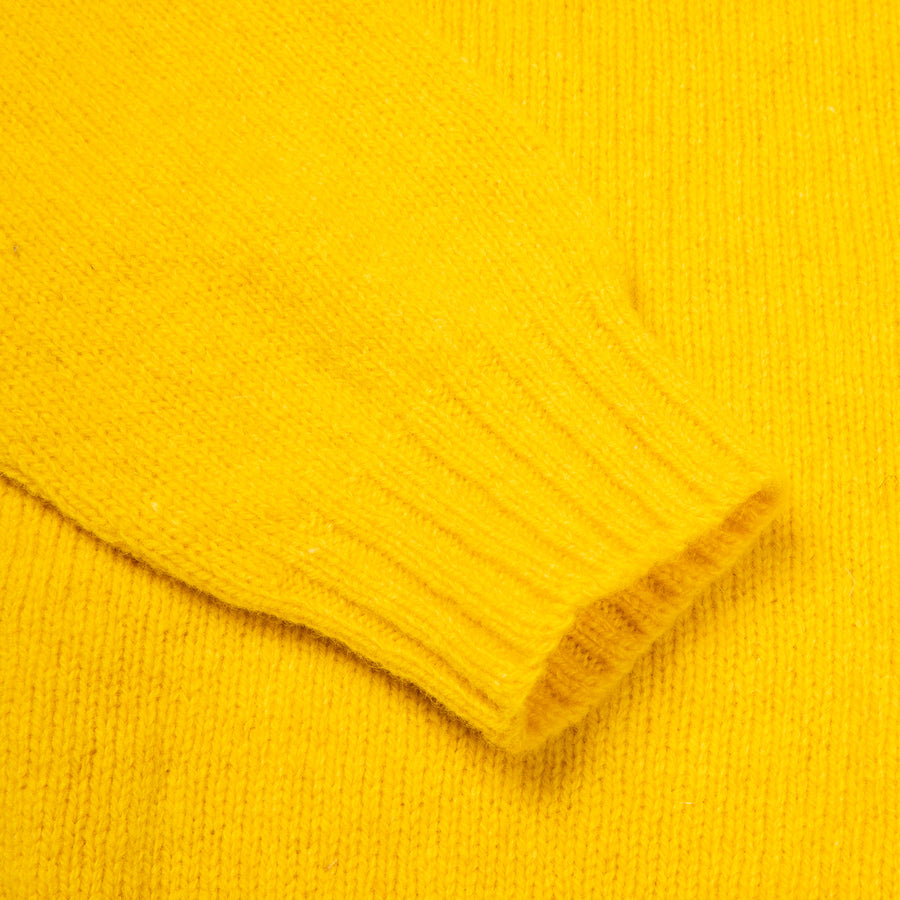Laurence J. Smith Super Soft Seamless Crewneck Gorseflower