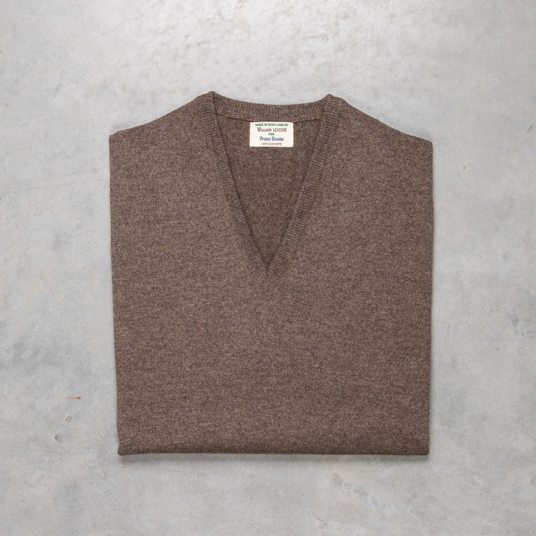 William Lockie Oxton Cashmere V-Neck Pepperpot