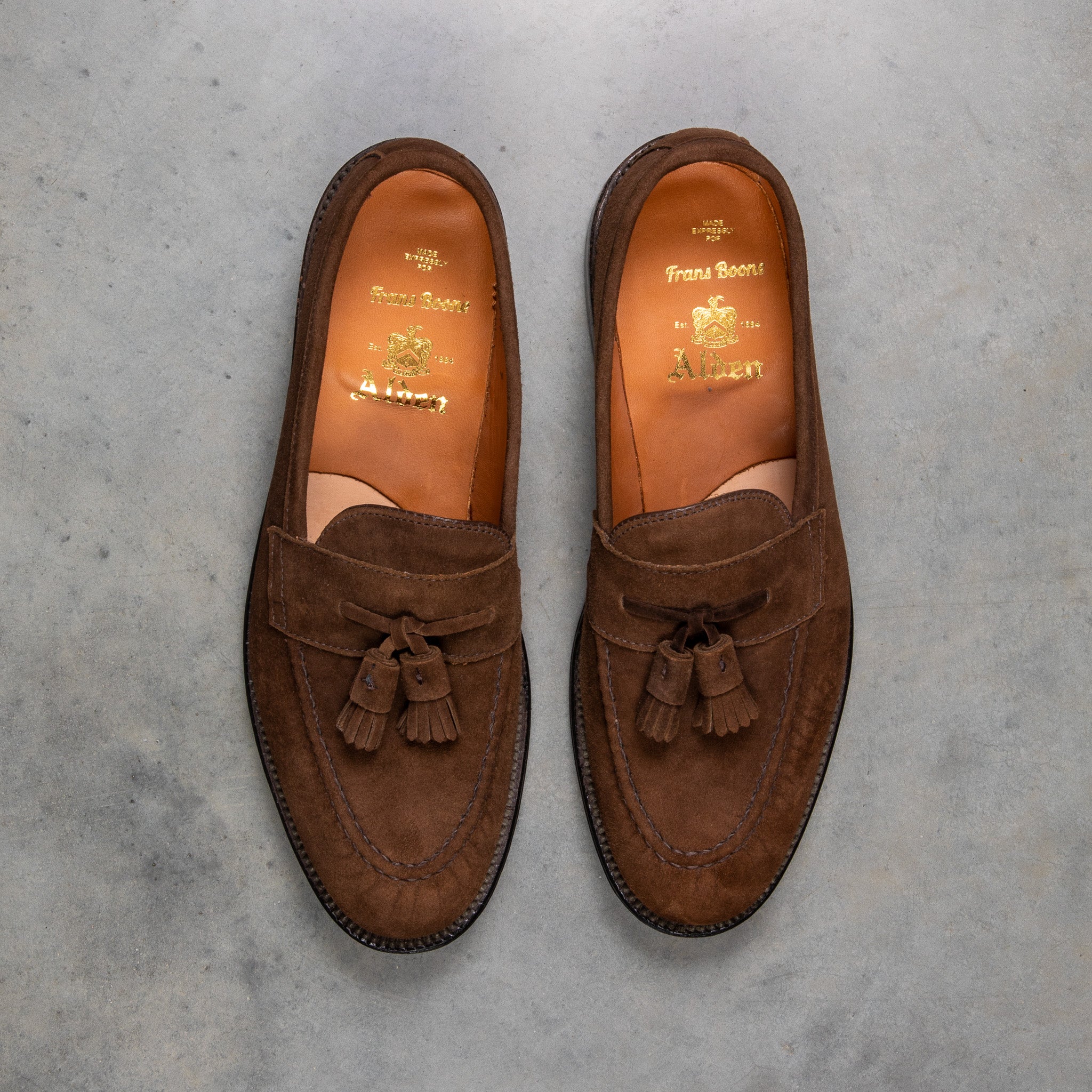 Alden  x Frans Boone Tassel loafer Mocha Kid suede