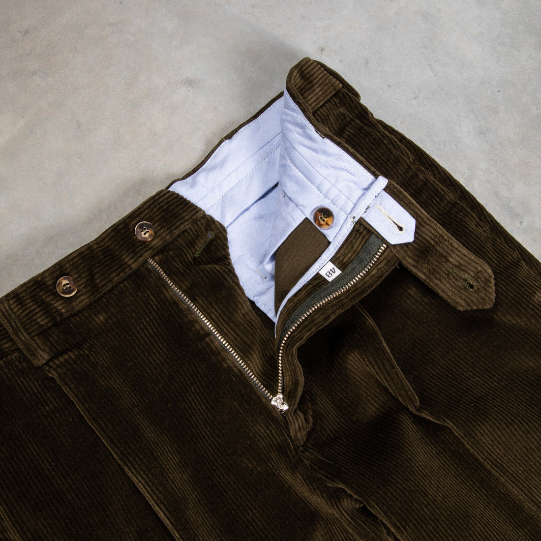 Rota Pantaloni High Rise Regular Fit 8-Wale Corduroy Verde Irlandese
