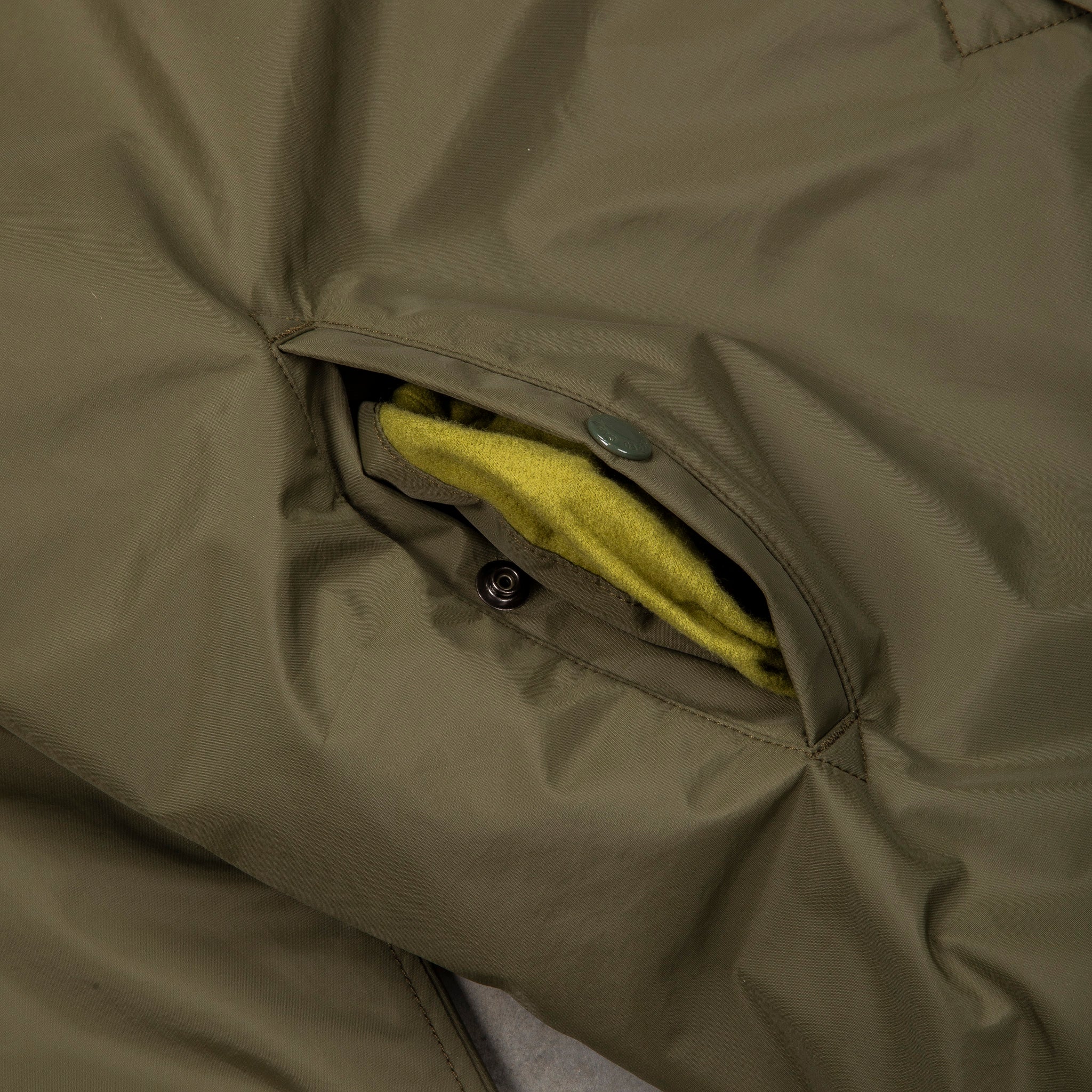 Engineered Garments Wind Breaker 3L Nylon Olive – Frans Boone Store