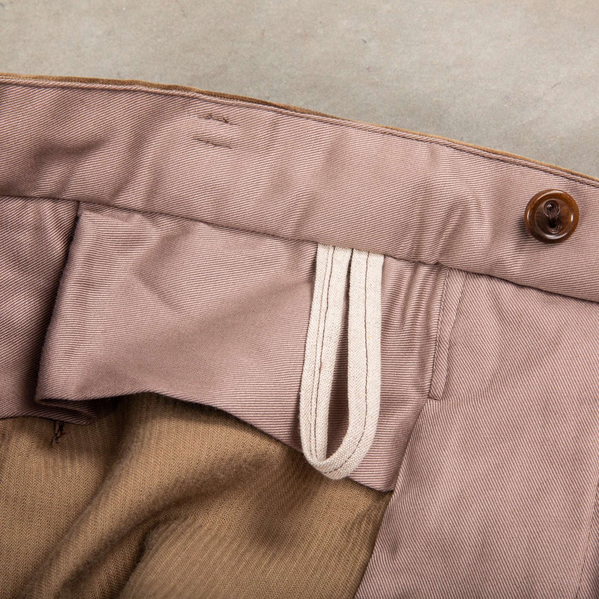 Cohérence Alain 10-Wale Corduroy Trousers Fawn