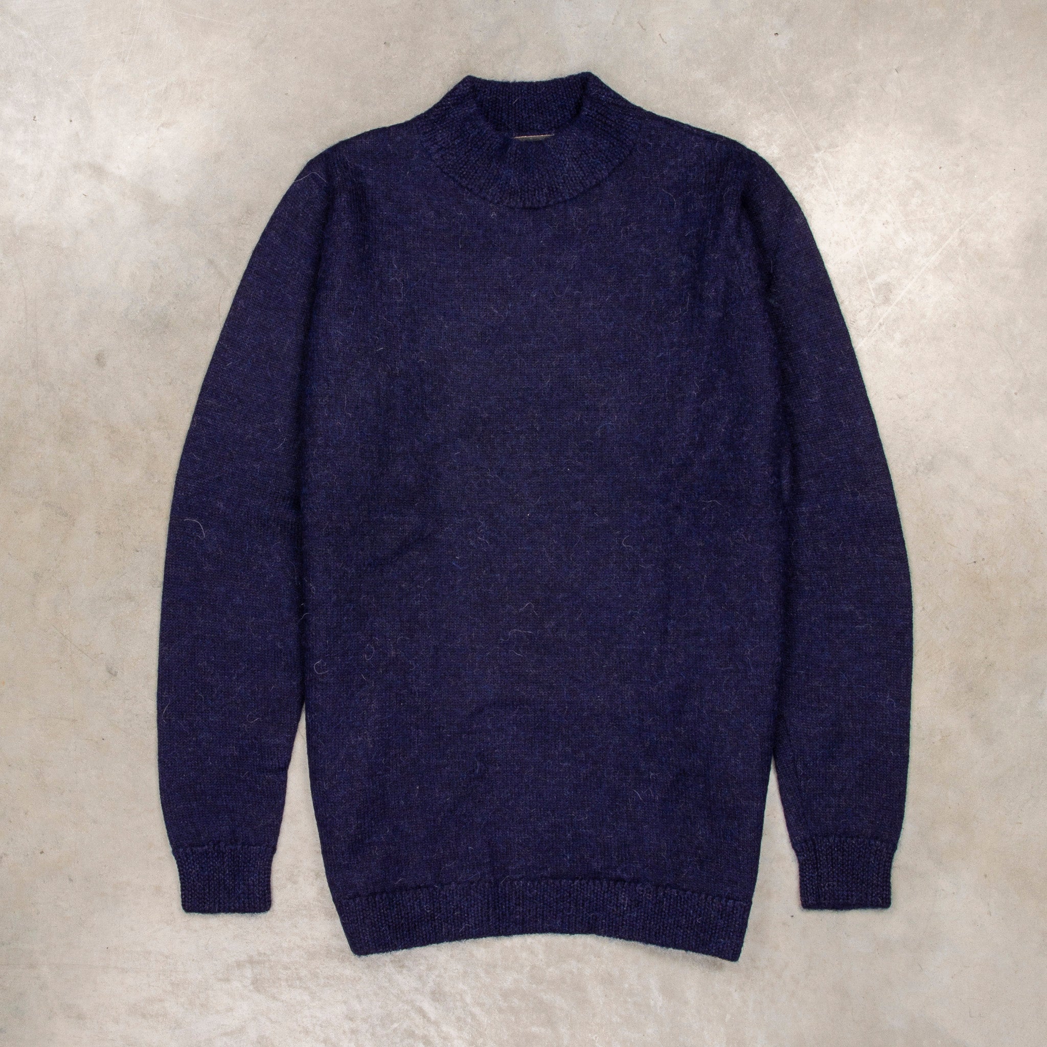 The Elder Statesman Alpaca Lightweight Call her crew Navy