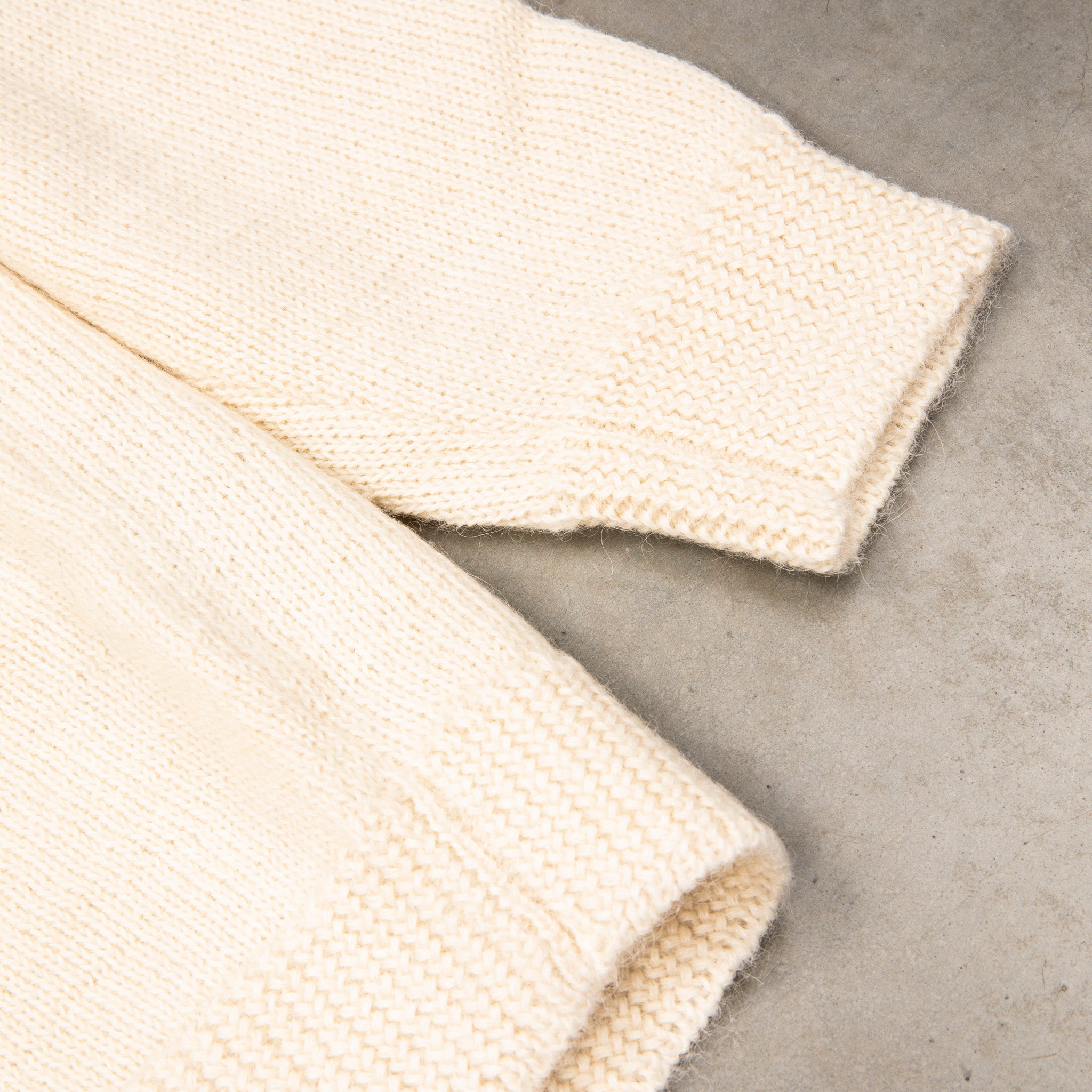 The Elder Statesman Alpaca Lightweight Call her crew White