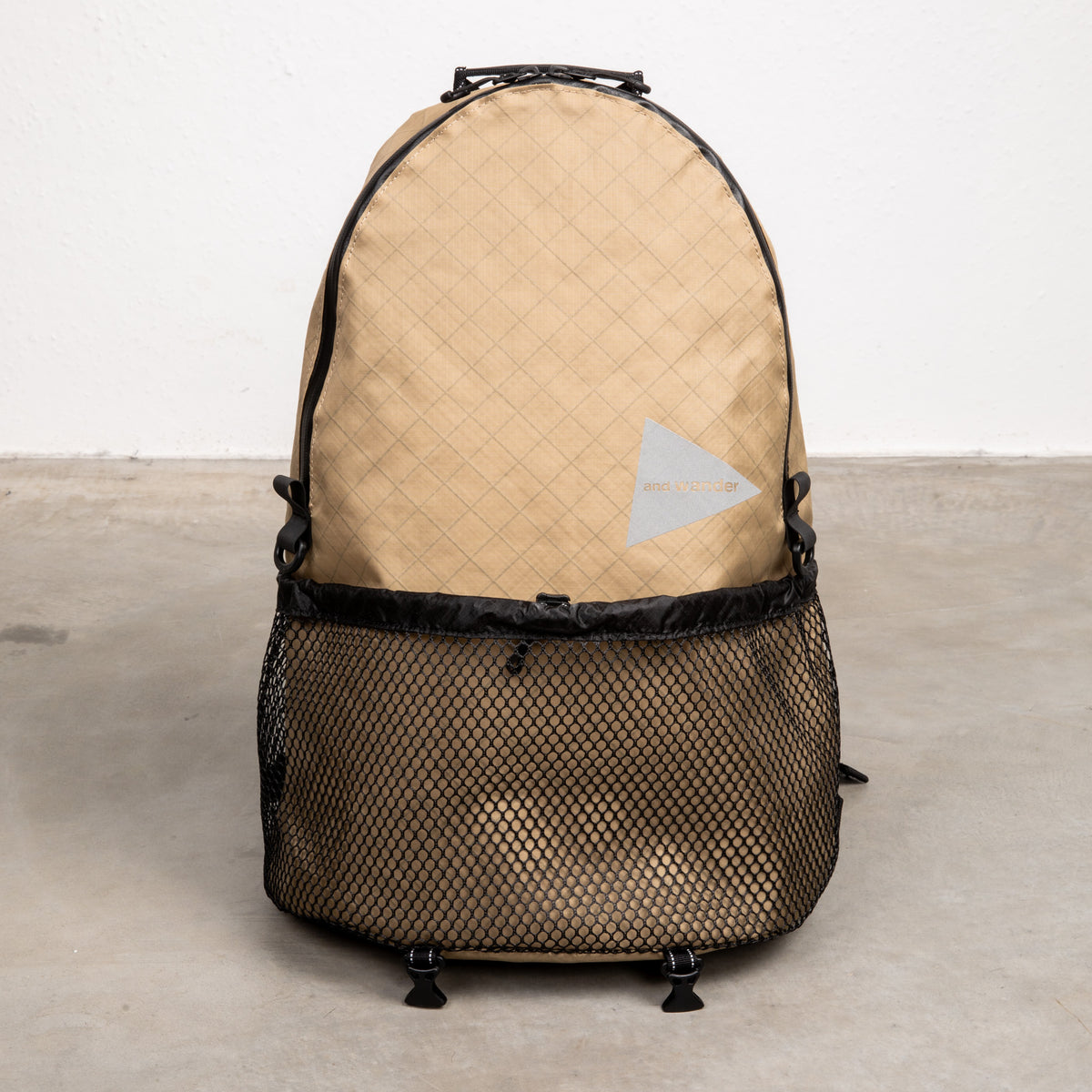 And Wander ECOPAK 20L Daypack Beige – Frans Boone Store
